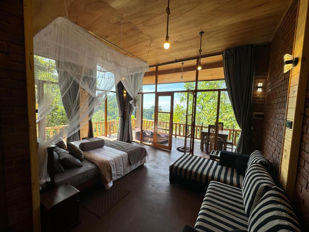 Guest house Two Summit View