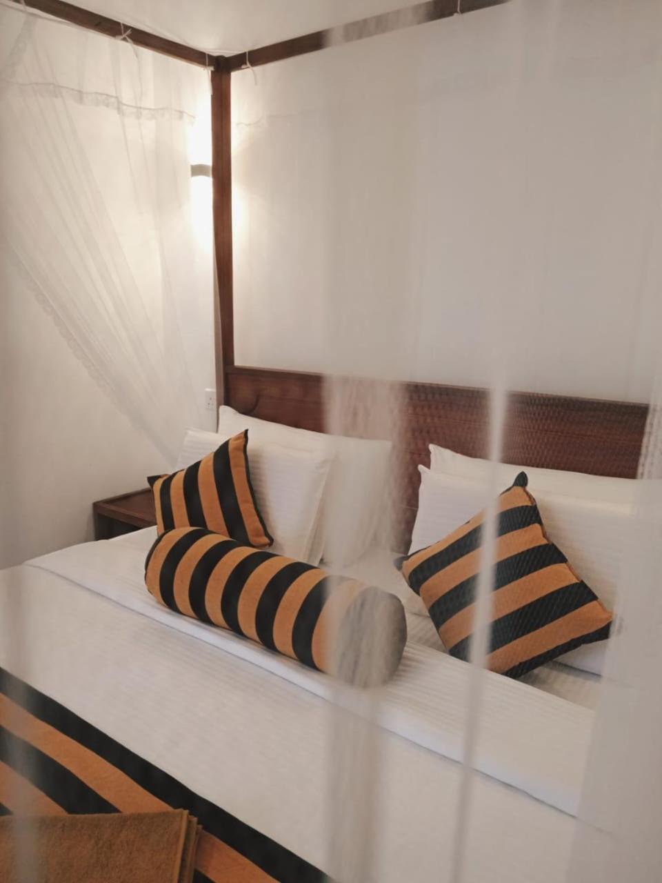 Rich Grove Guest house *