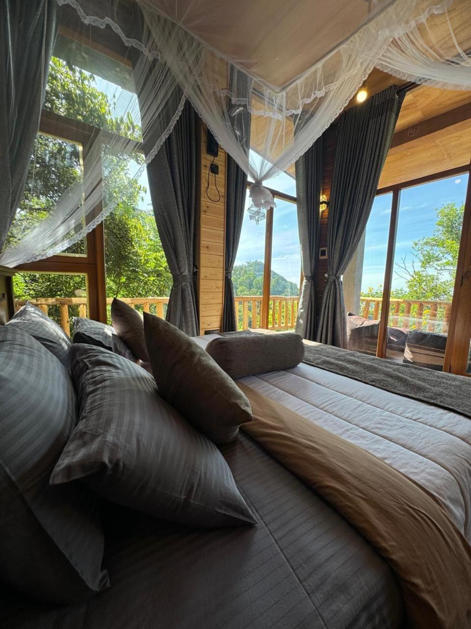 Guest house Two Summit View