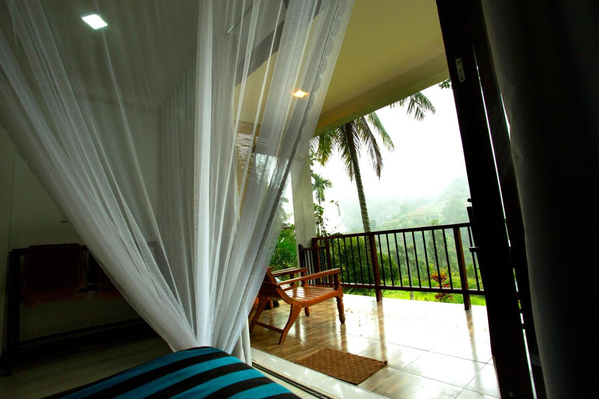 Blue Heaven Bed & Breakfast *