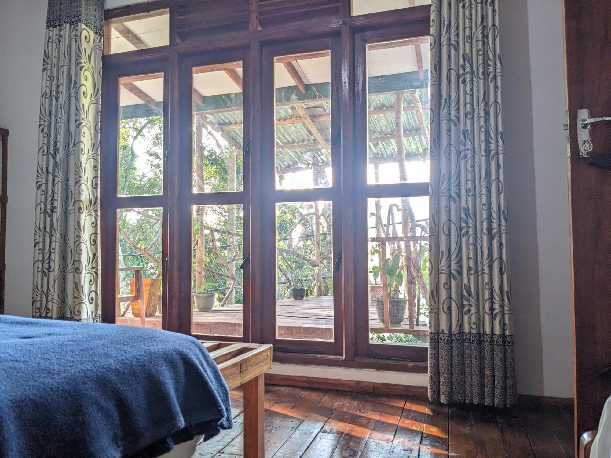 Bed & Breakfast Nature Shade