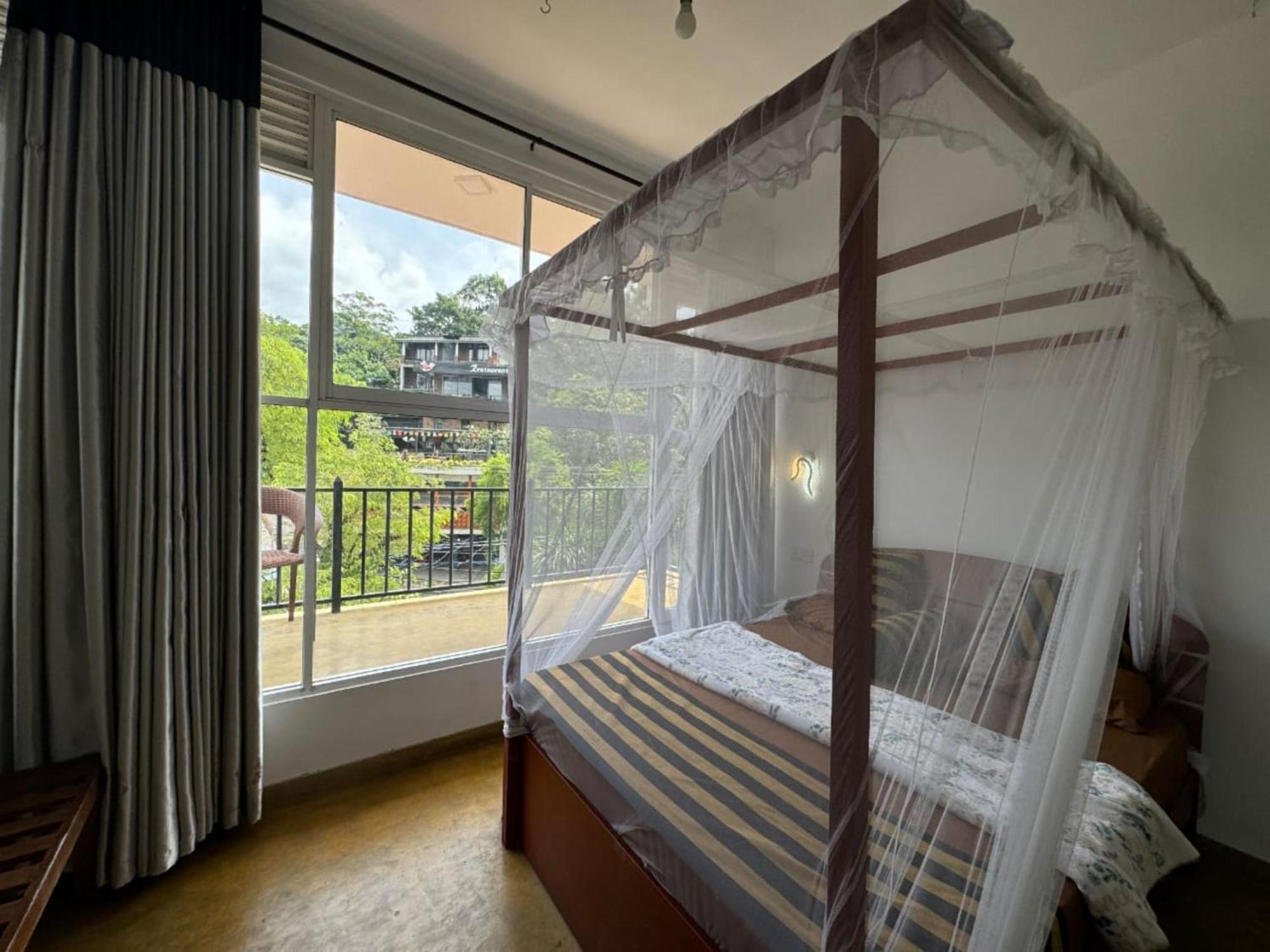 Hotel Luna Ella
