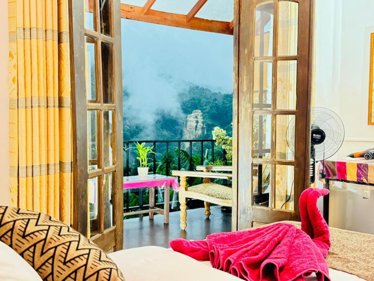 Rock Grand View Guest house