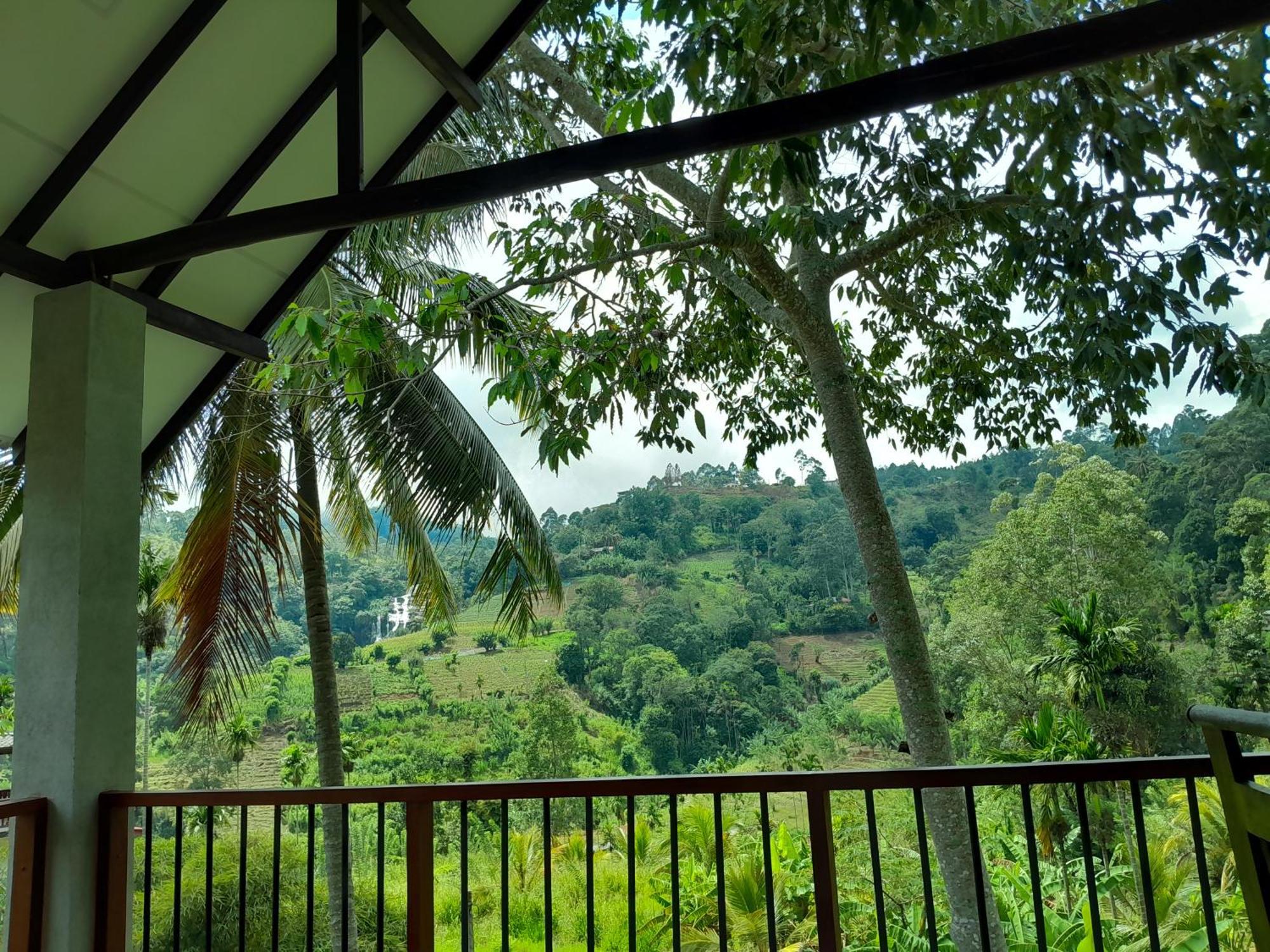 Blue Heaven Bed & Breakfast *