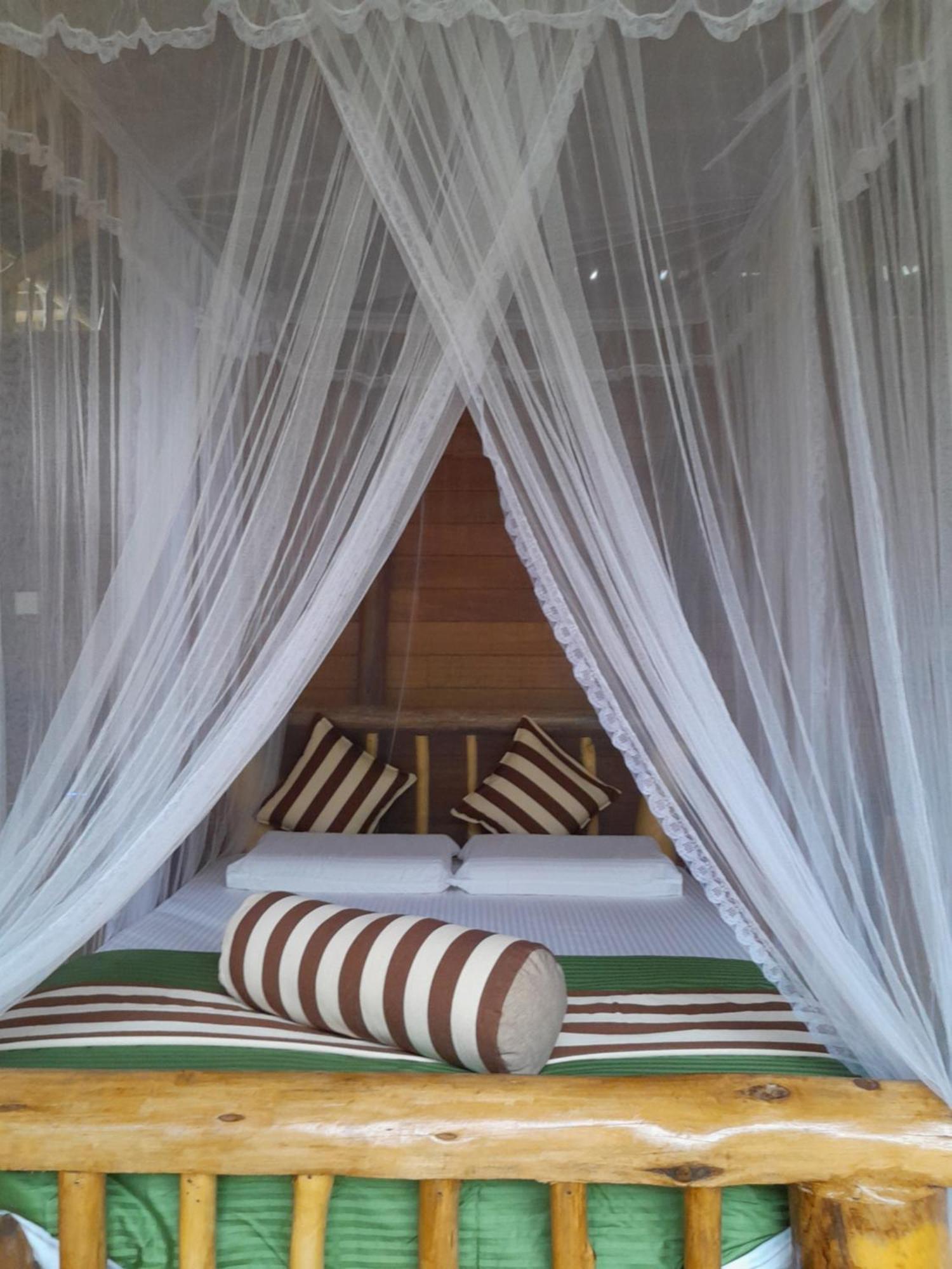 Wood Palace Hotel 5*