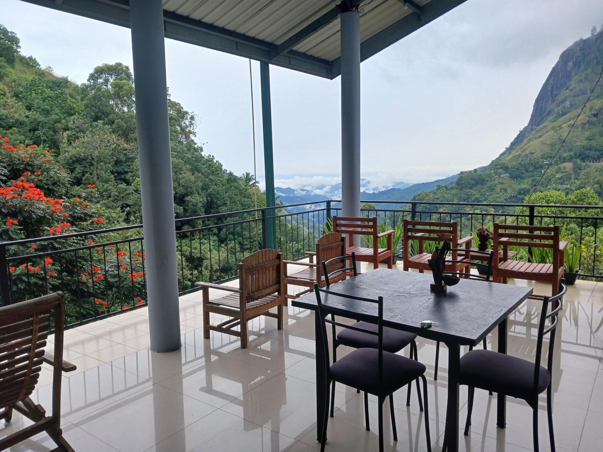 Hotel Grand Cliff *