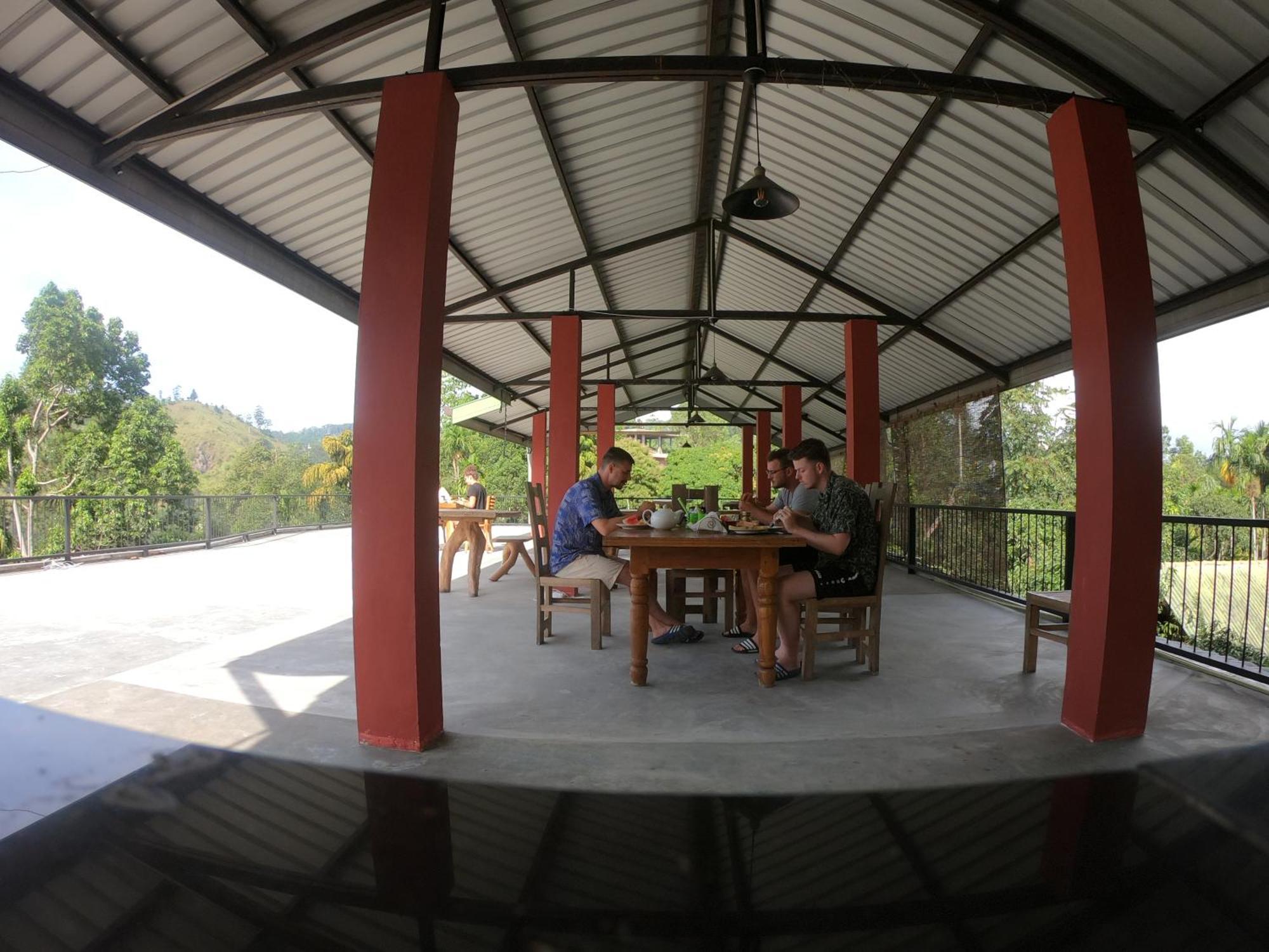 Hostel Beyond Nomad Luxury *