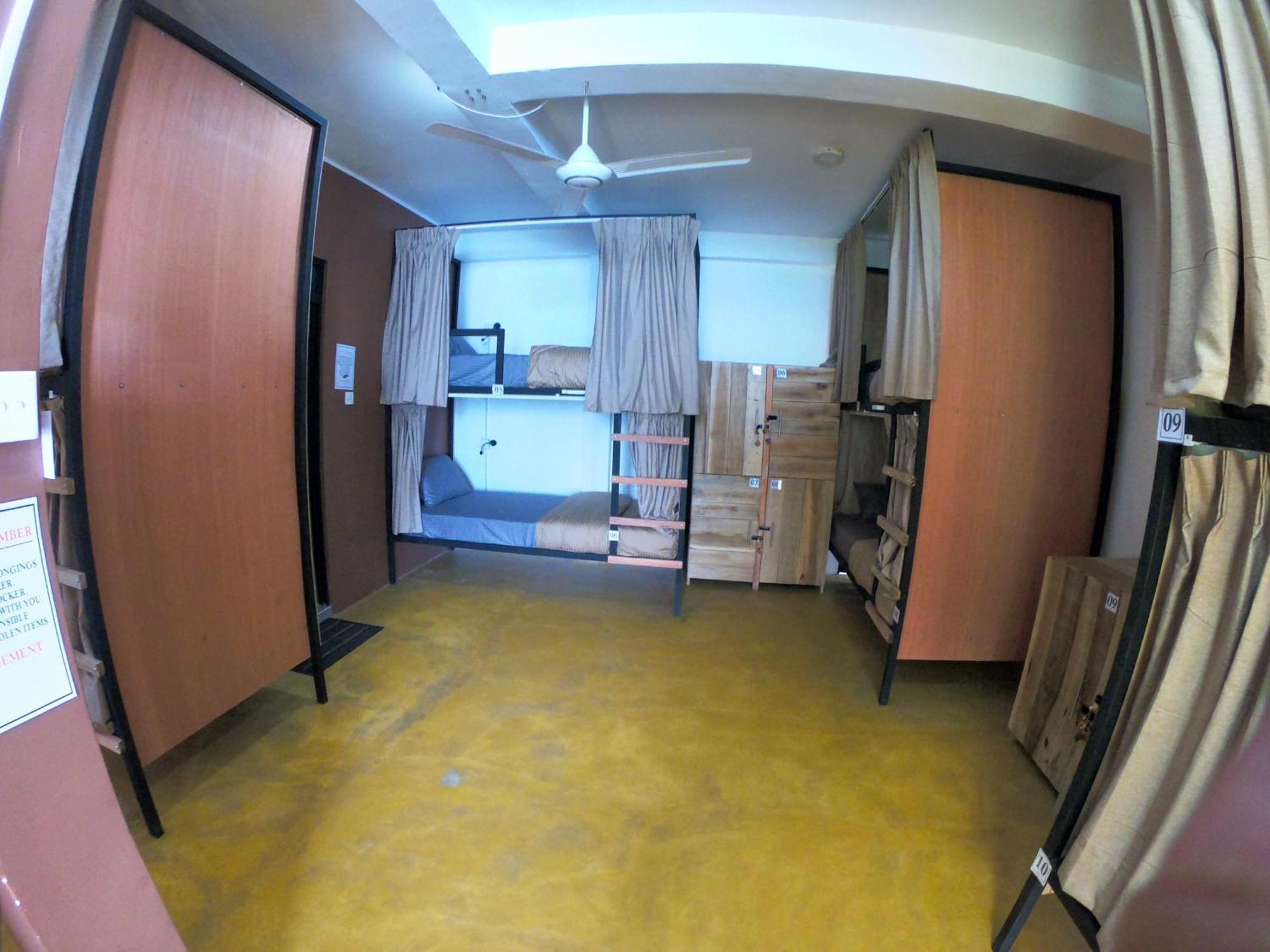 Hostel Beyond Nomad Luxury *