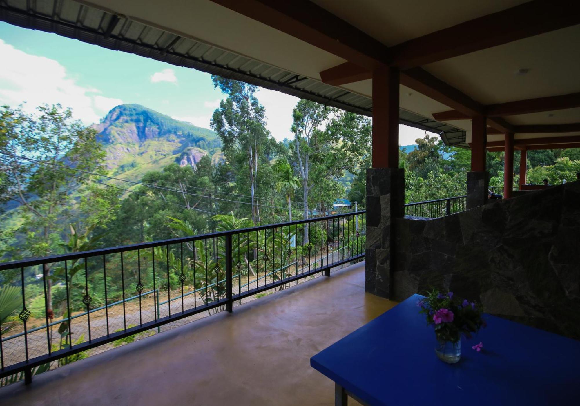 Beyond Nomad Luxury Hostel *