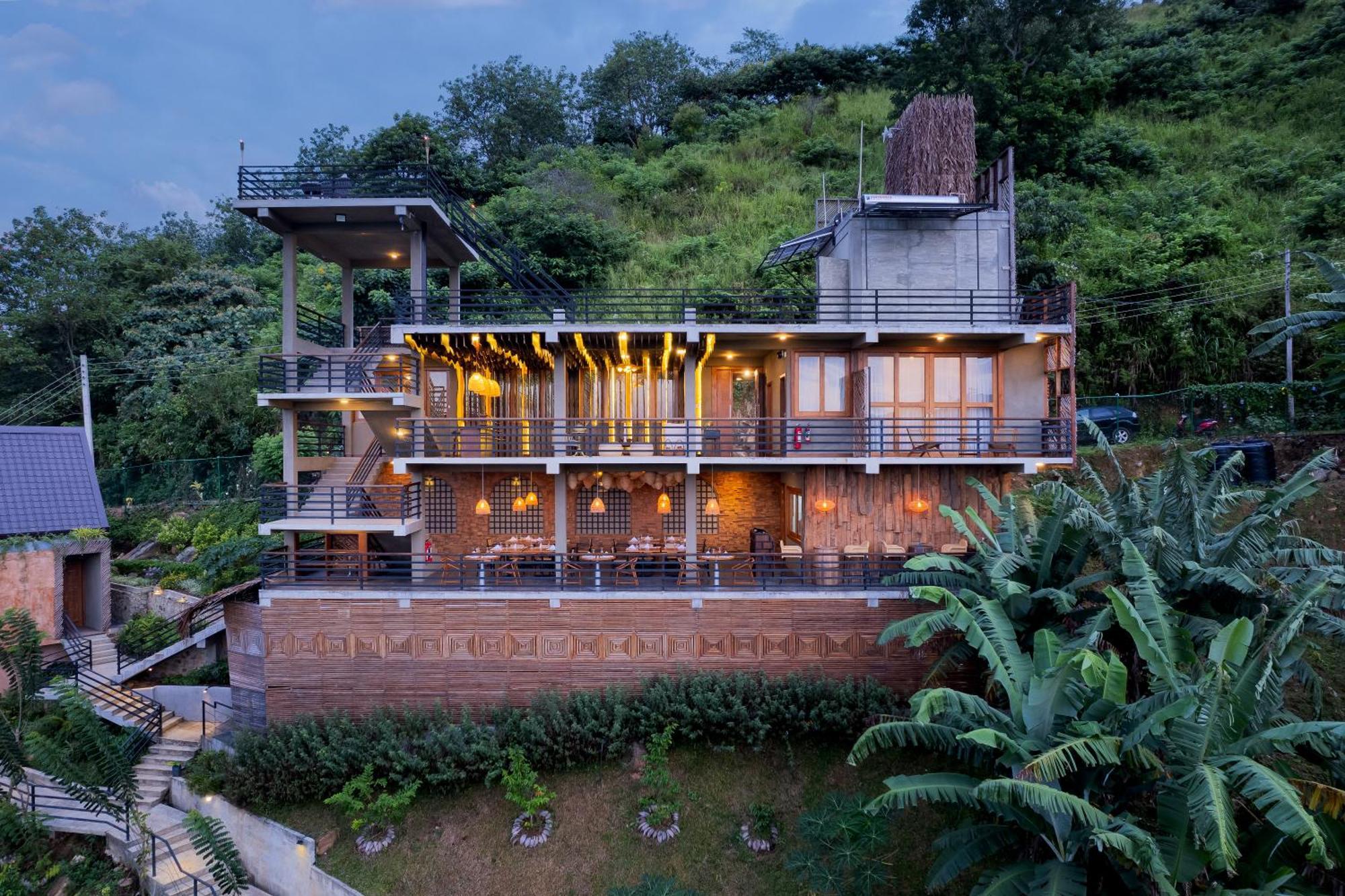 Resort Majentra Ella