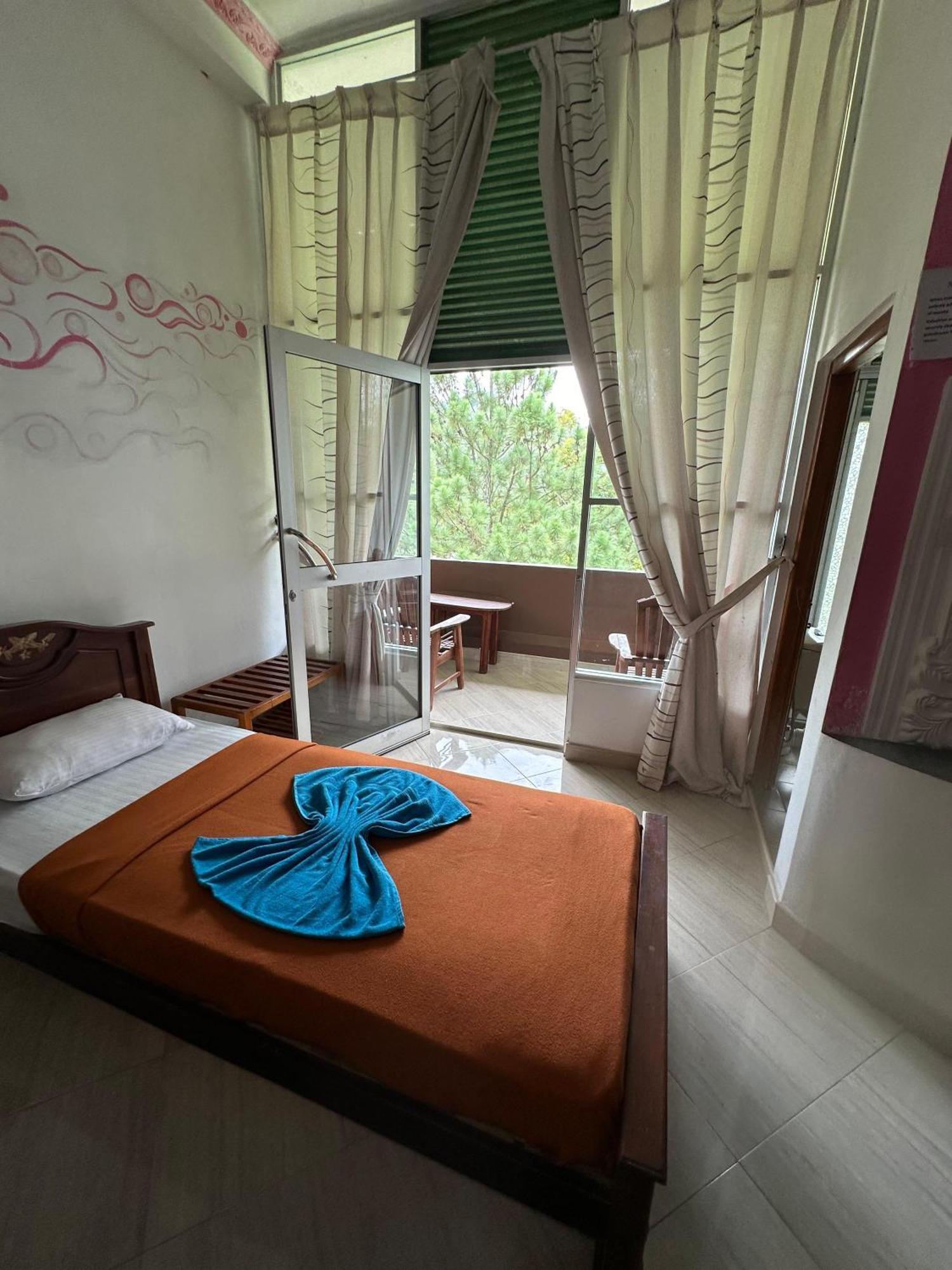 Breeze Hotel Ella