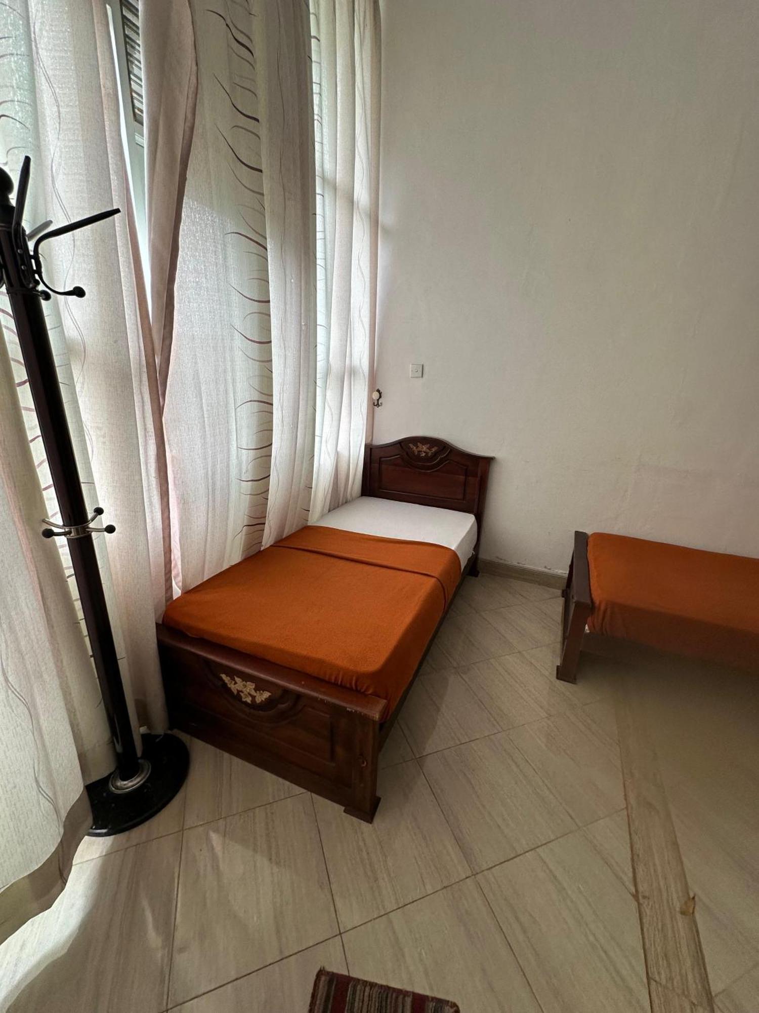 Breeze Hotel