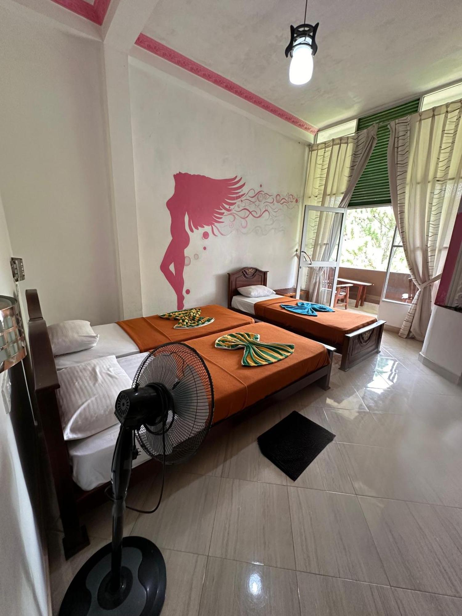 Hotel Breeze