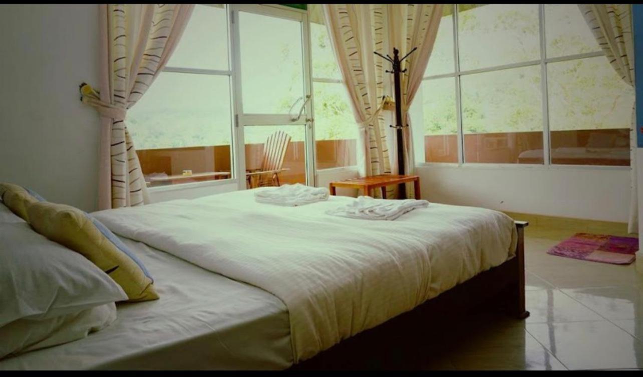 Hotel Breeze 3*