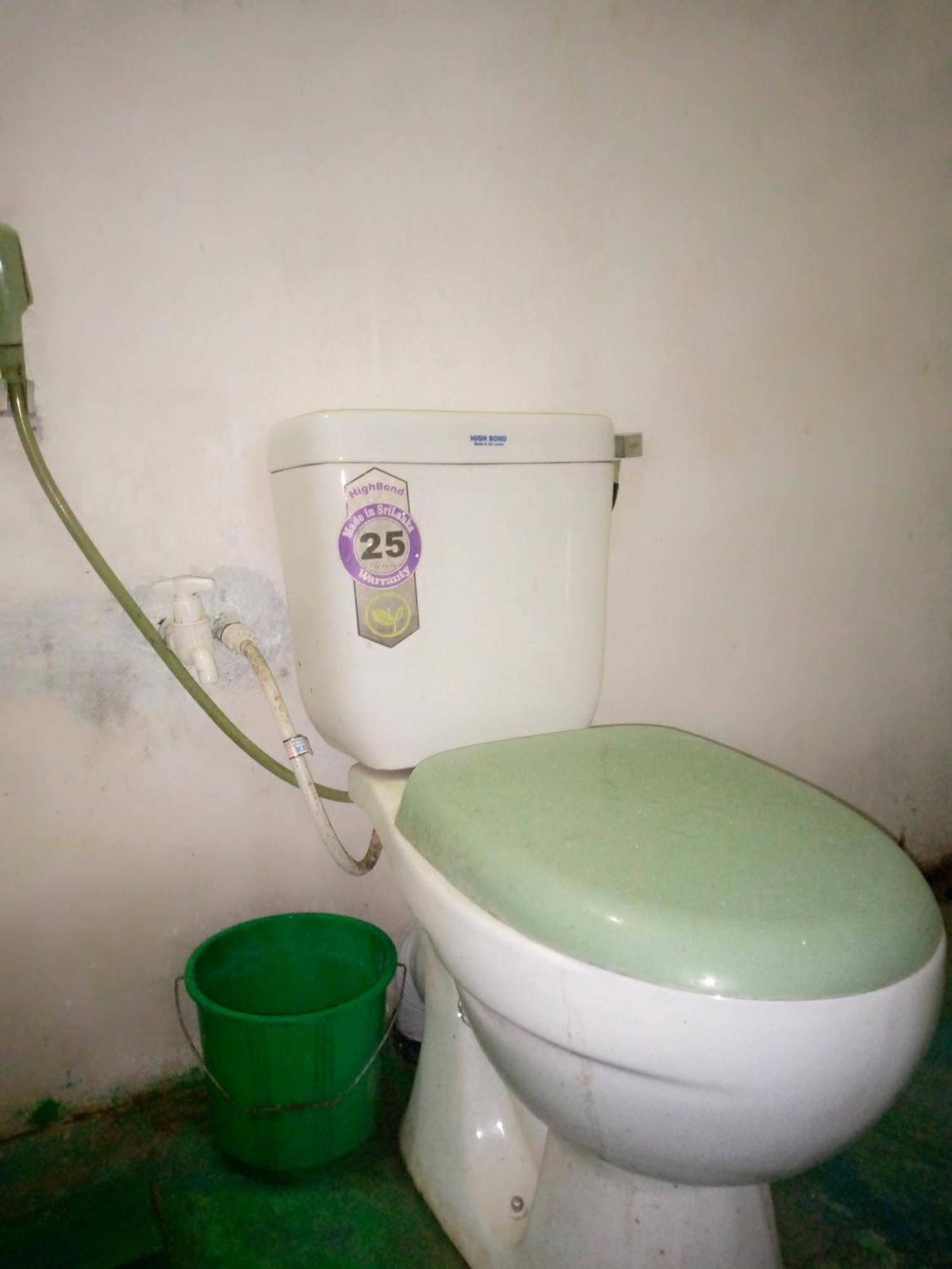 Hostel River Side *