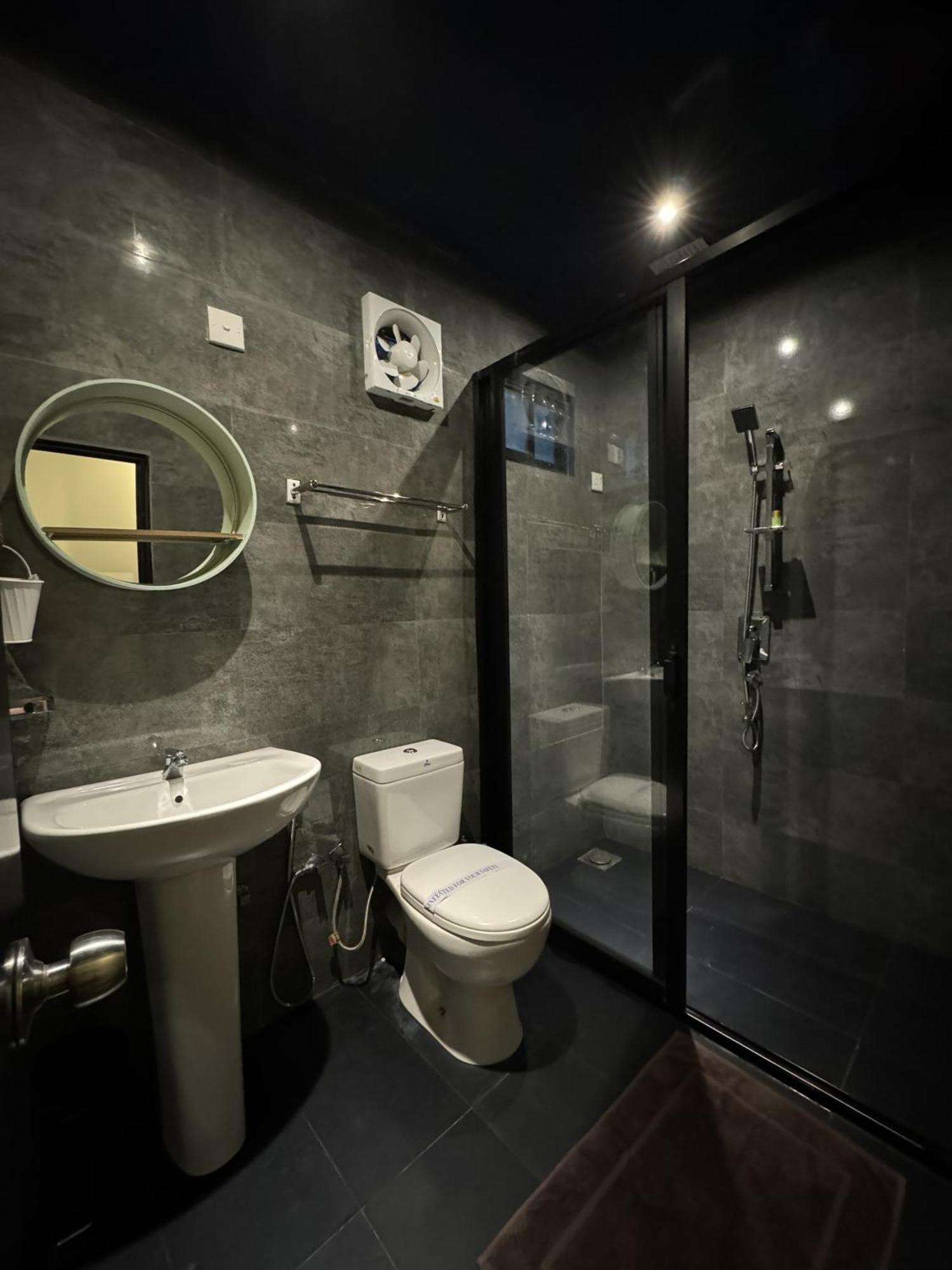Area 4 Eco Cubes Apartment
