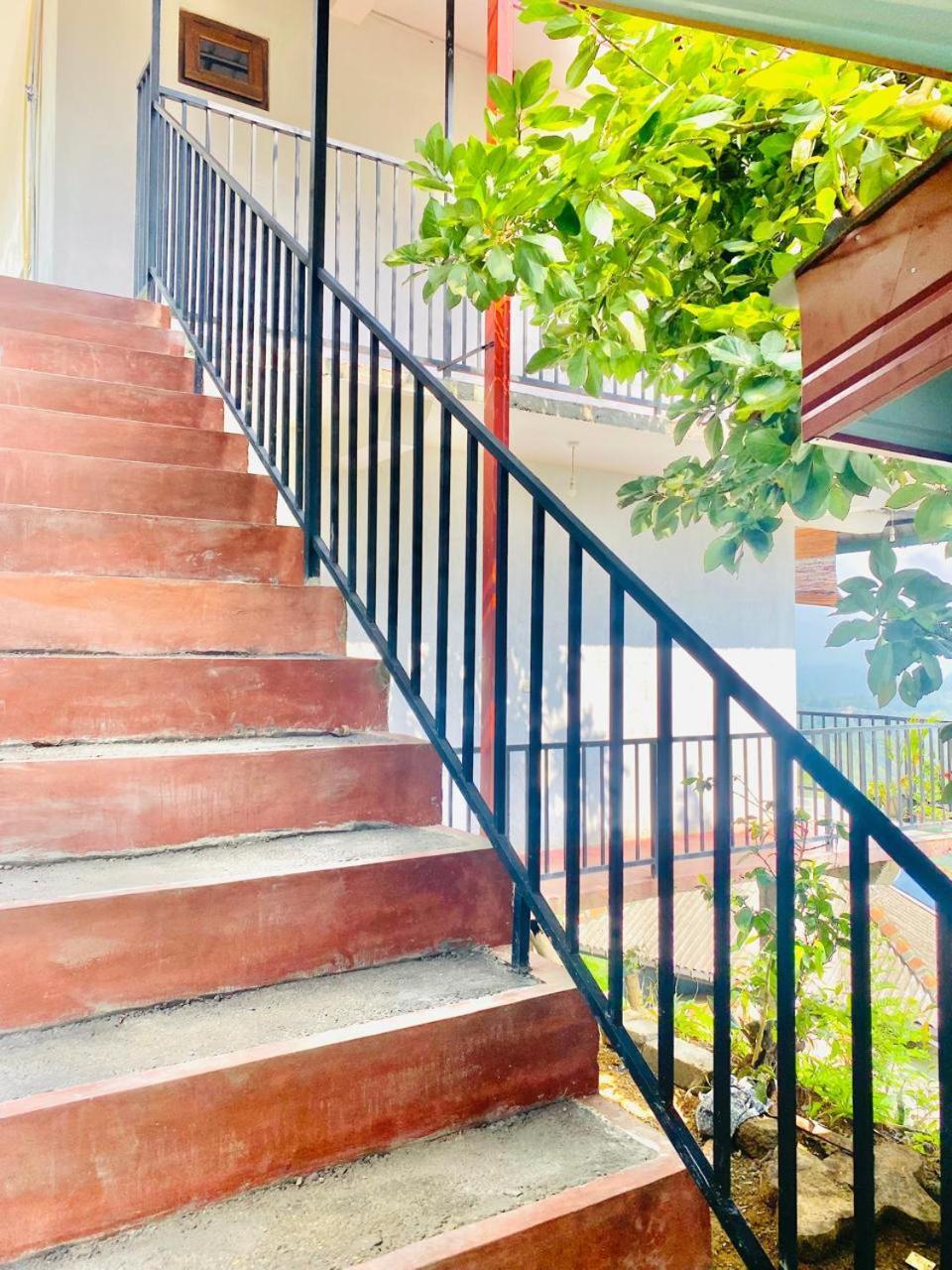 Pleasant Peak Bed & Breakfast
