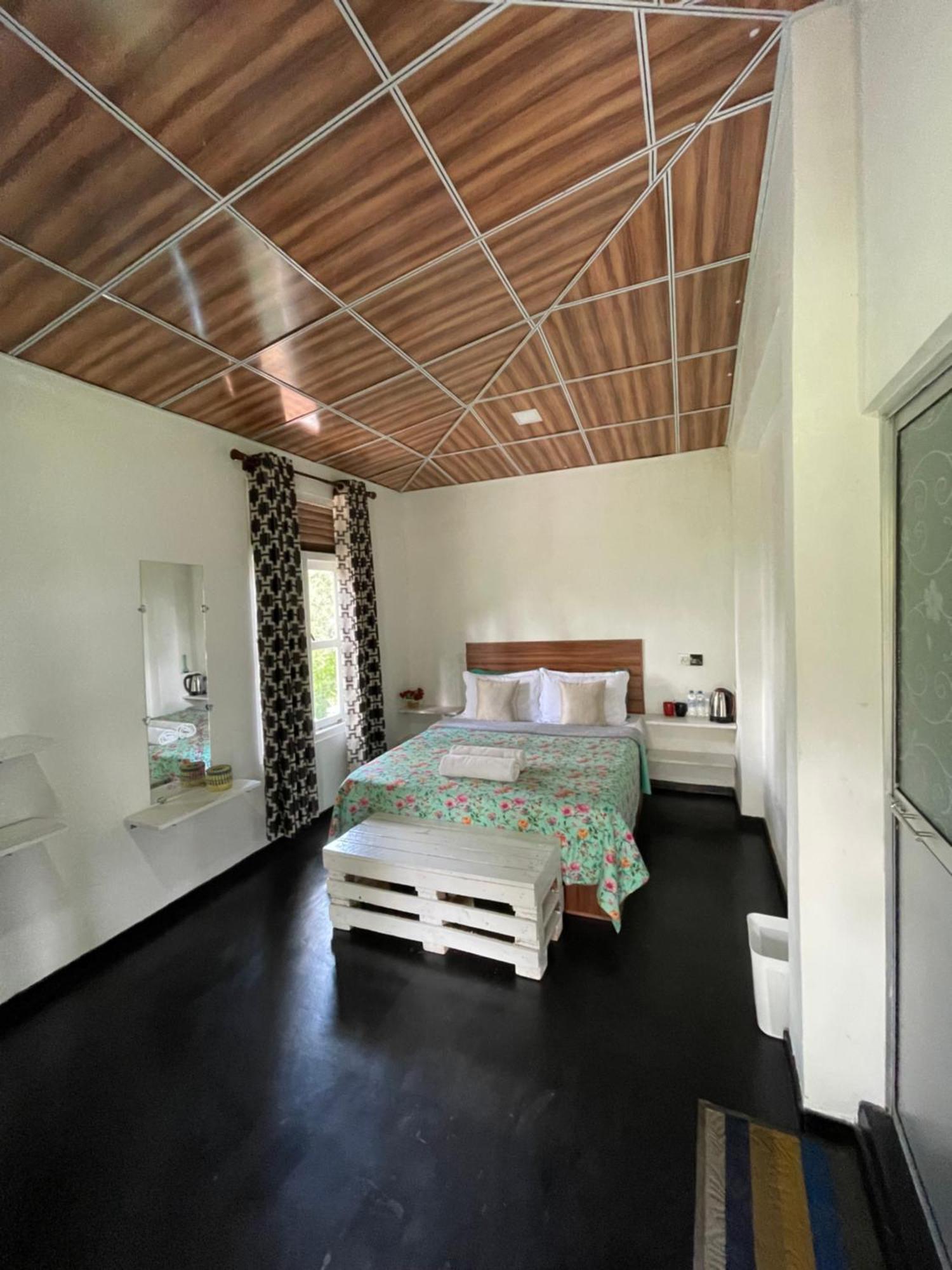 Mountain Vibe Homestay *