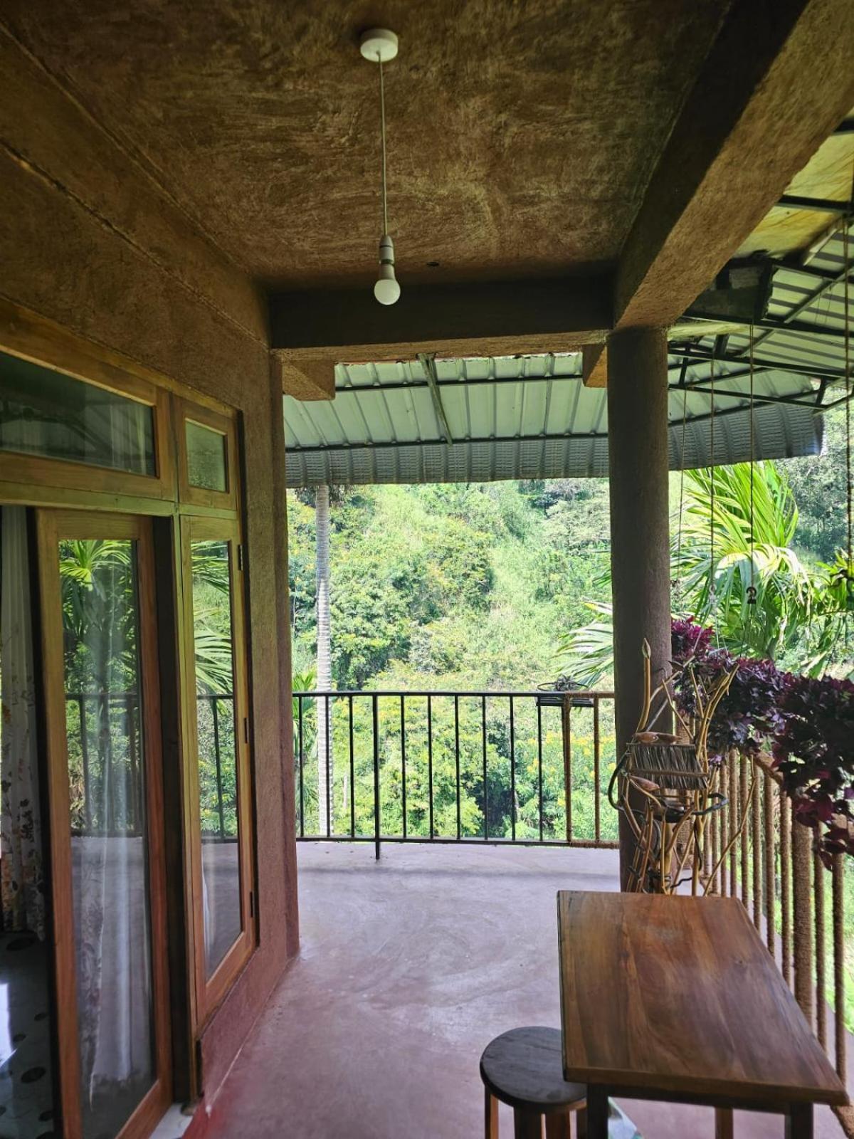 Bed & Breakfast Creek Downhills Ella