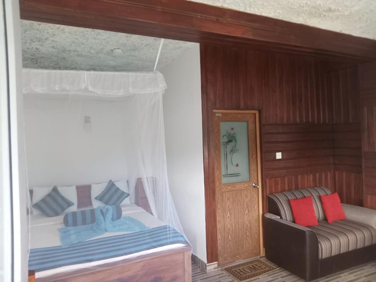 Sunray Homestay *