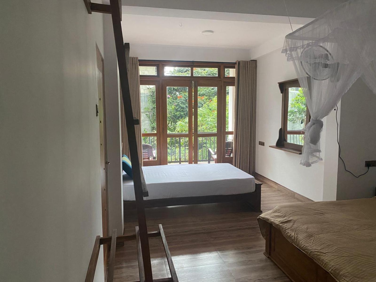 Homestay Leafy *