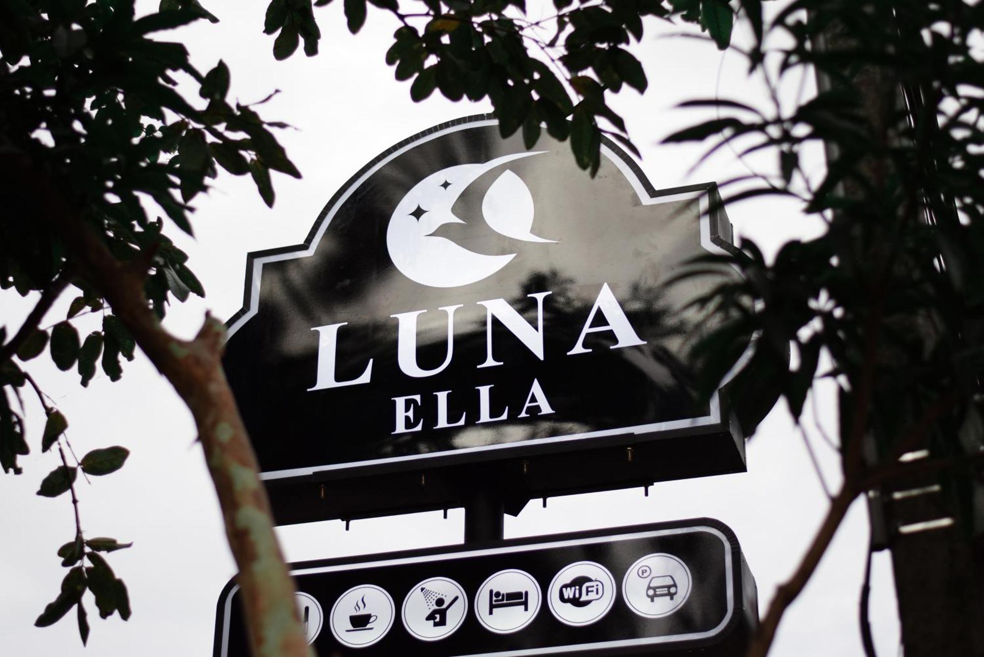 Luna Hotel