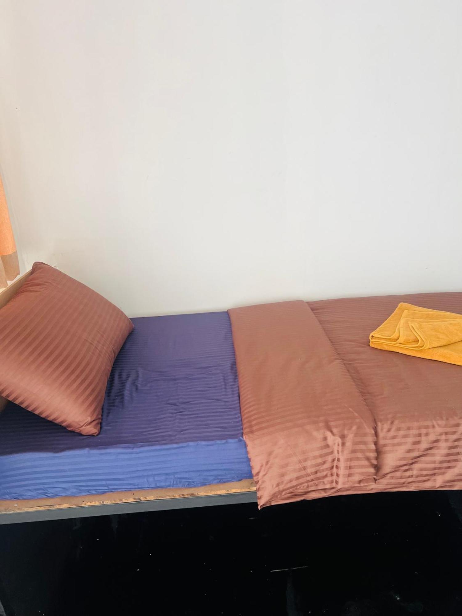 Night Manner Hostel