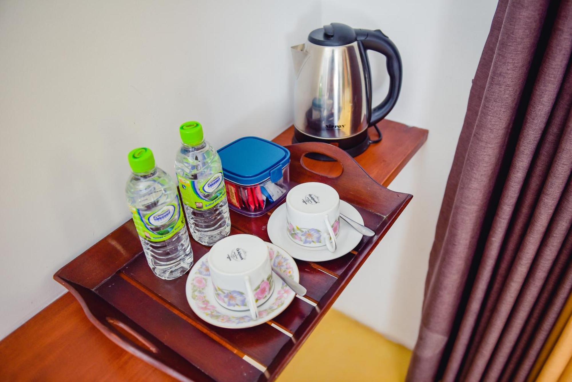 Hotel The 2*