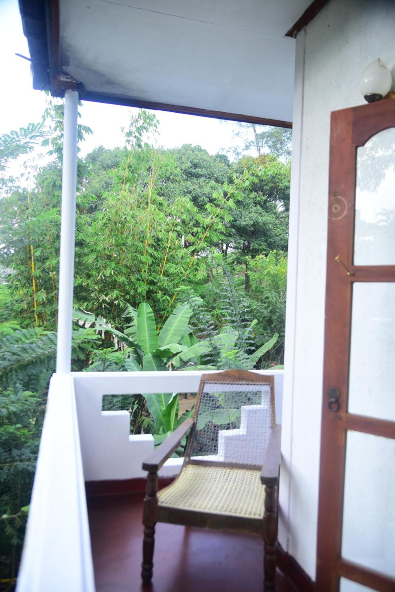 Homestay Travel Rest *