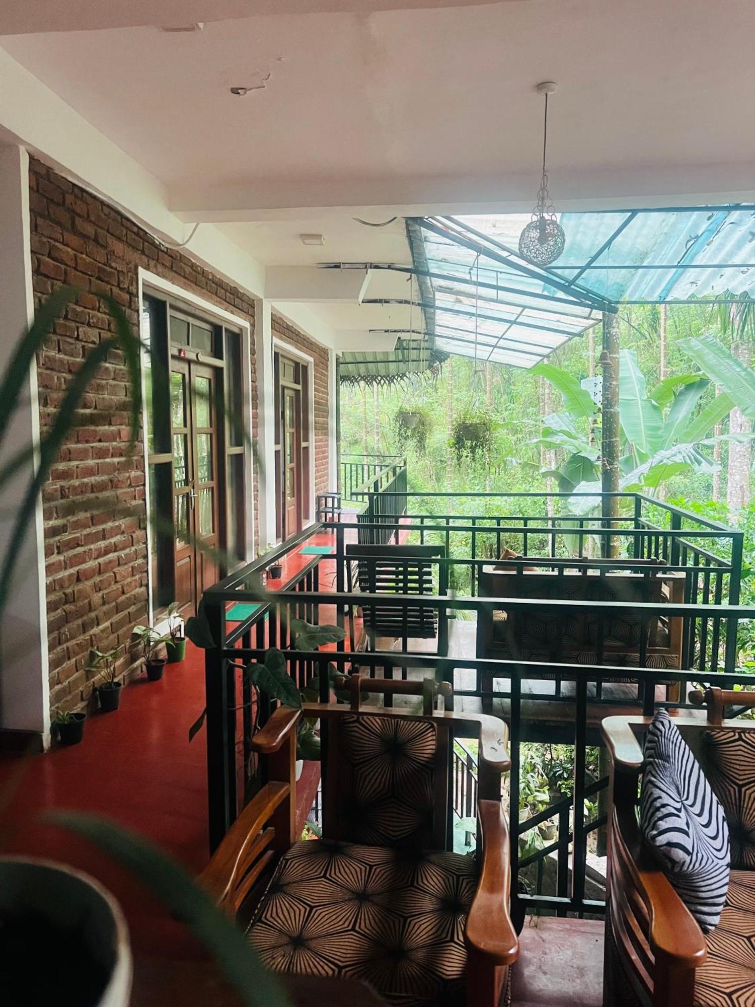 Mum Jungle Guest house *