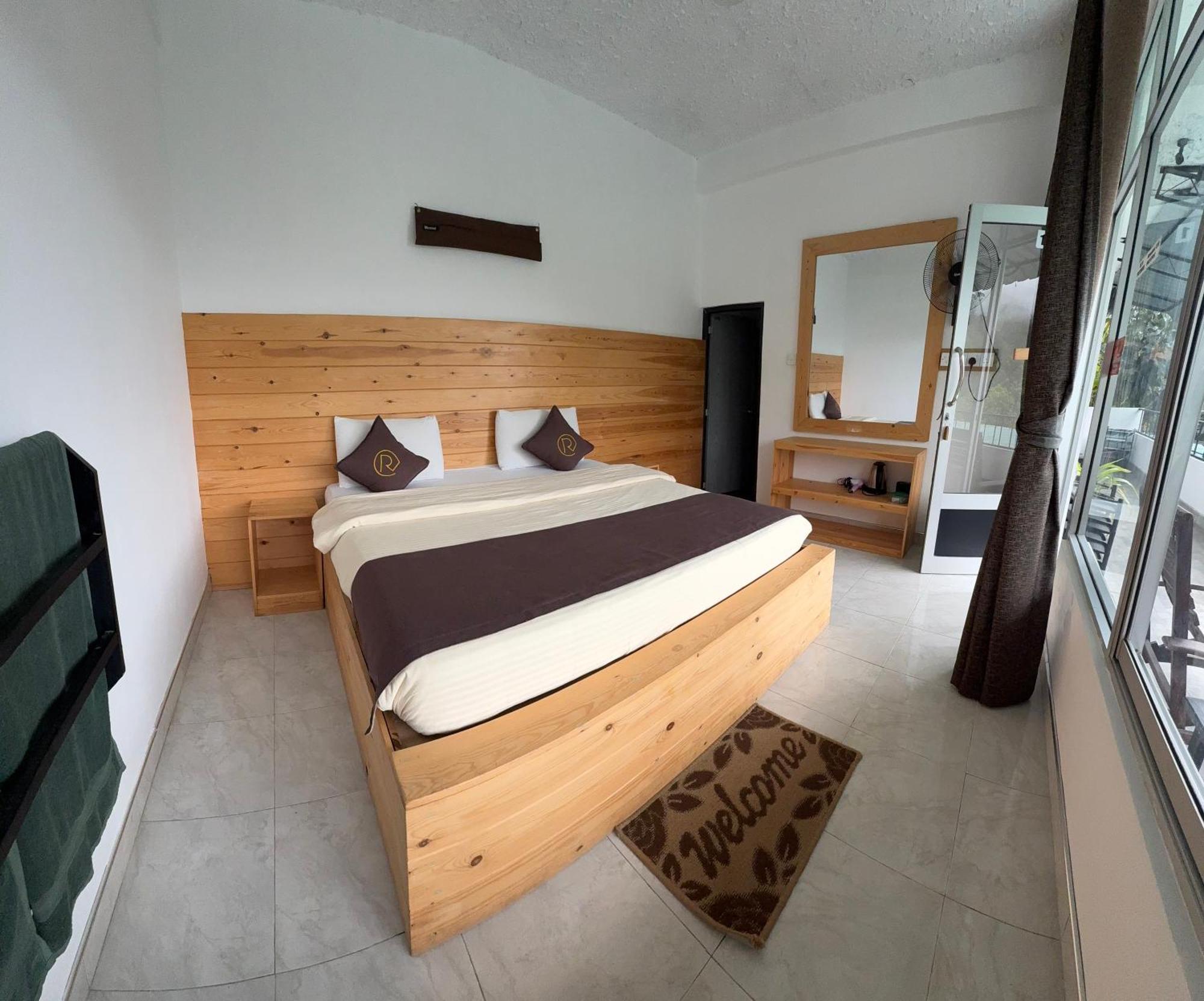 Guest house Rawana View *