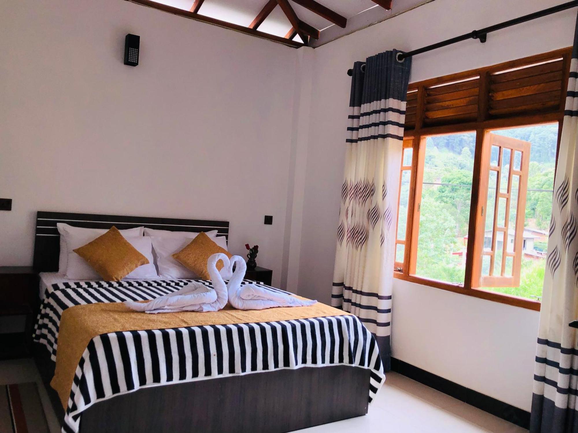 Maya 44 Bed & Breakfast Ella