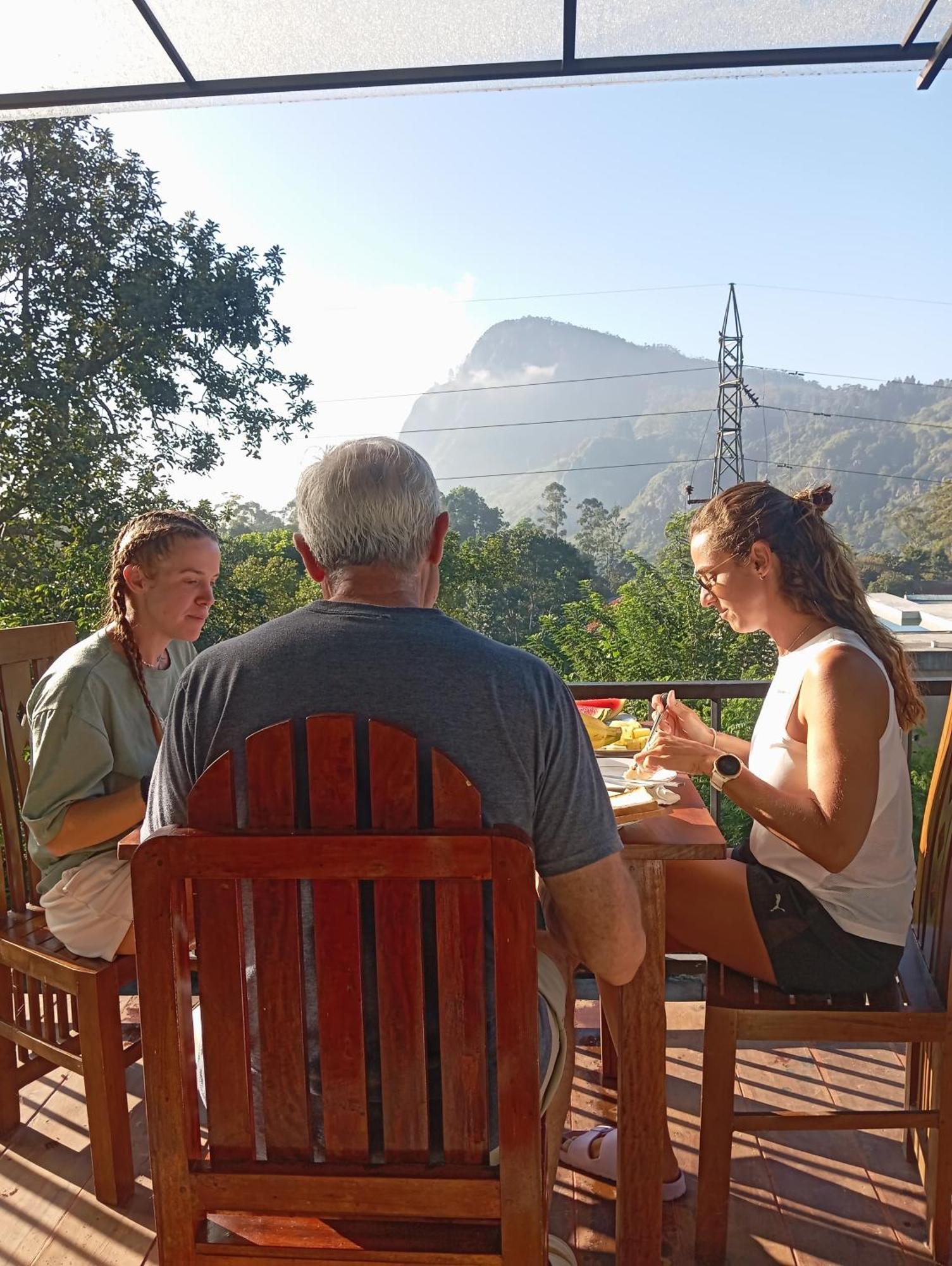 Homestay Welcome *