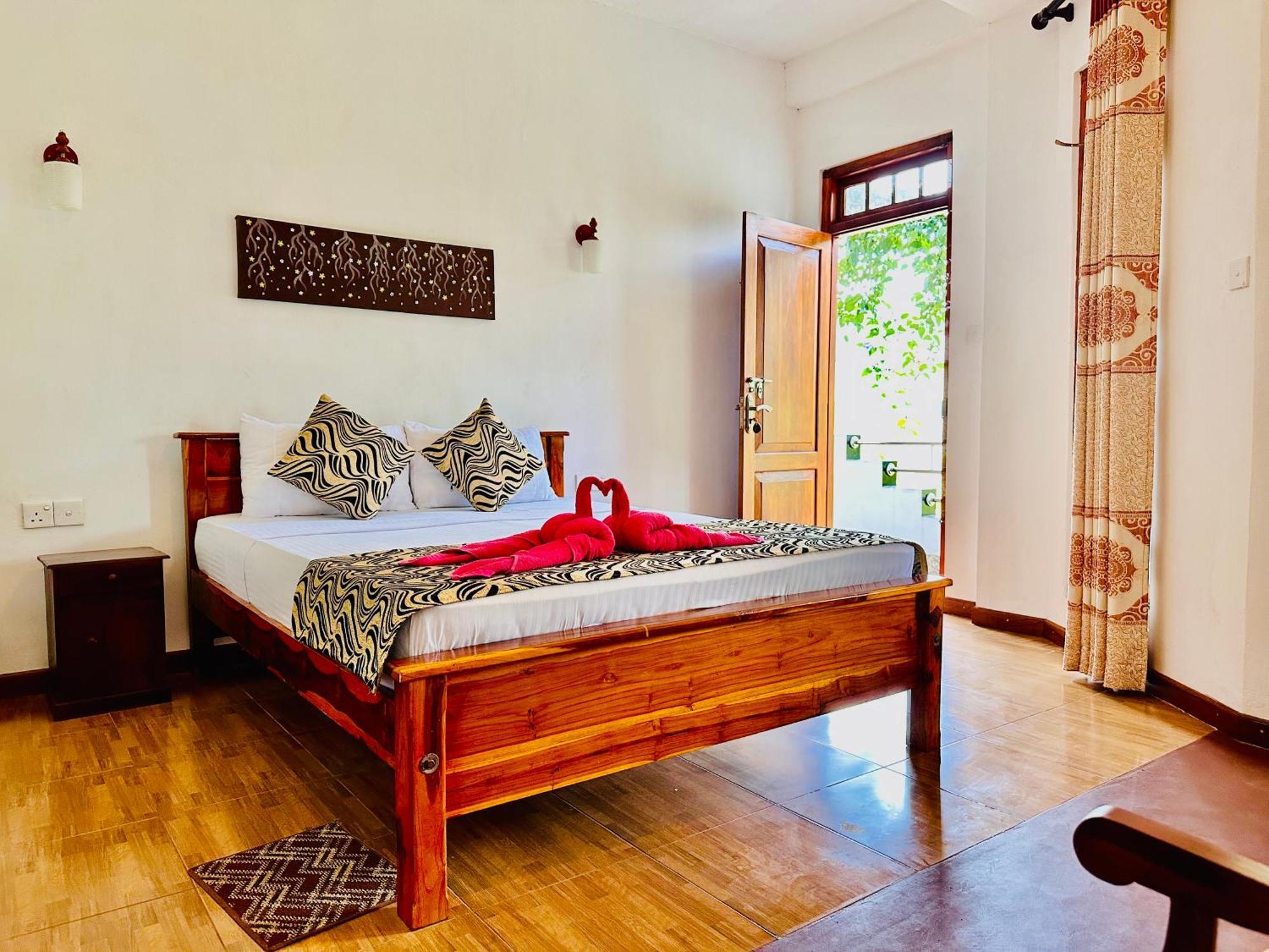 Festoon Homestay Ella