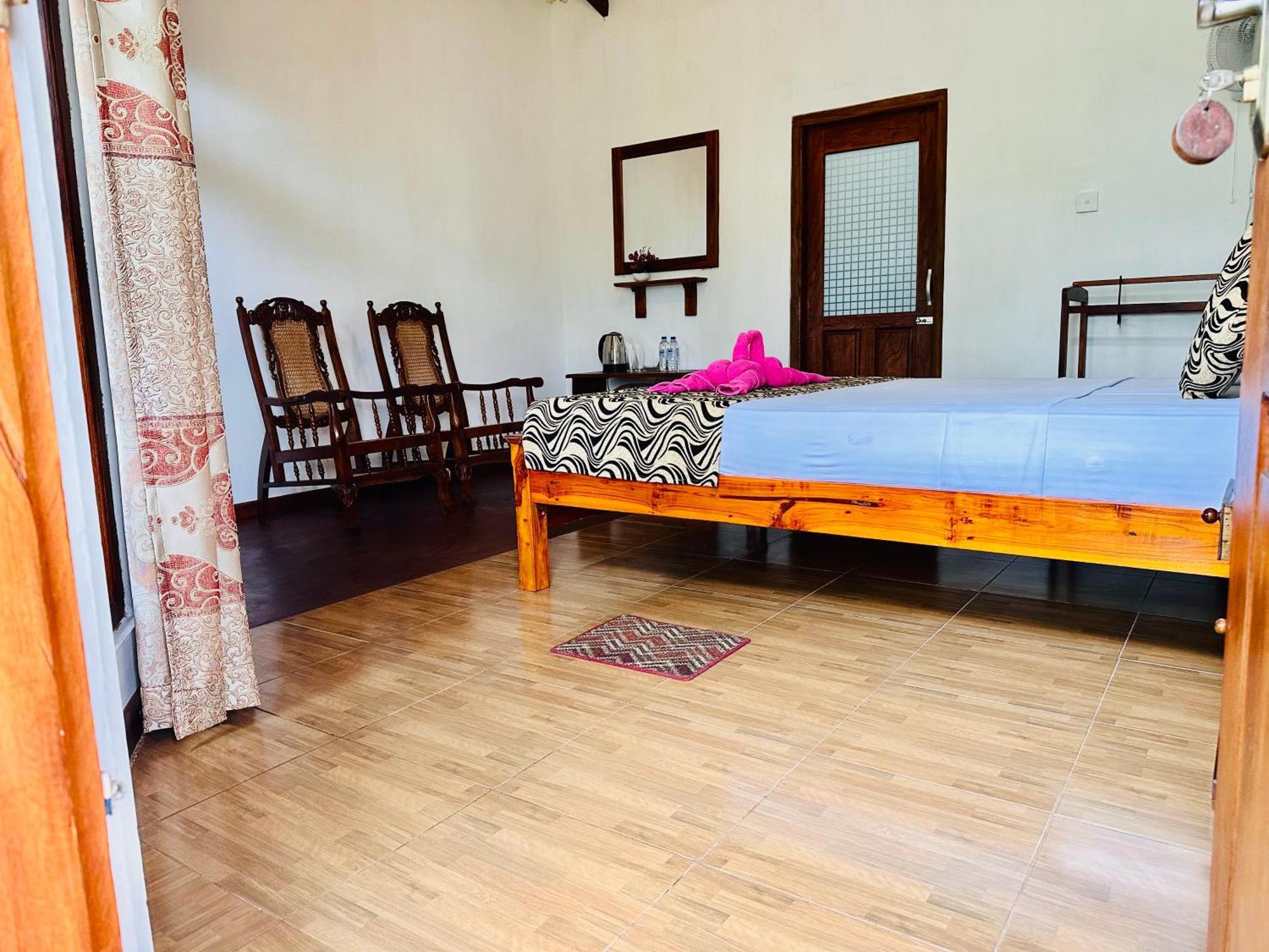 Homestay Festoon