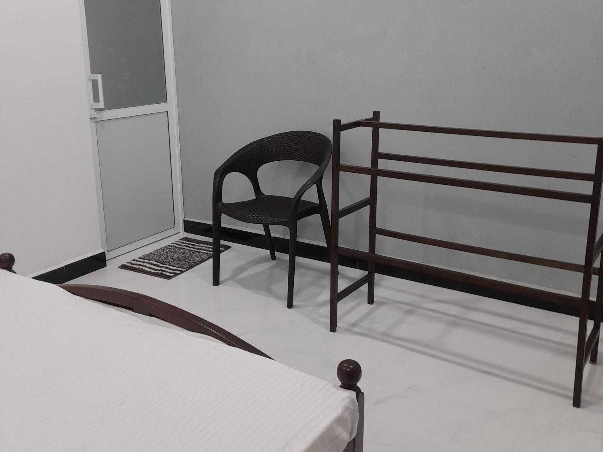 Thenulya Hotel