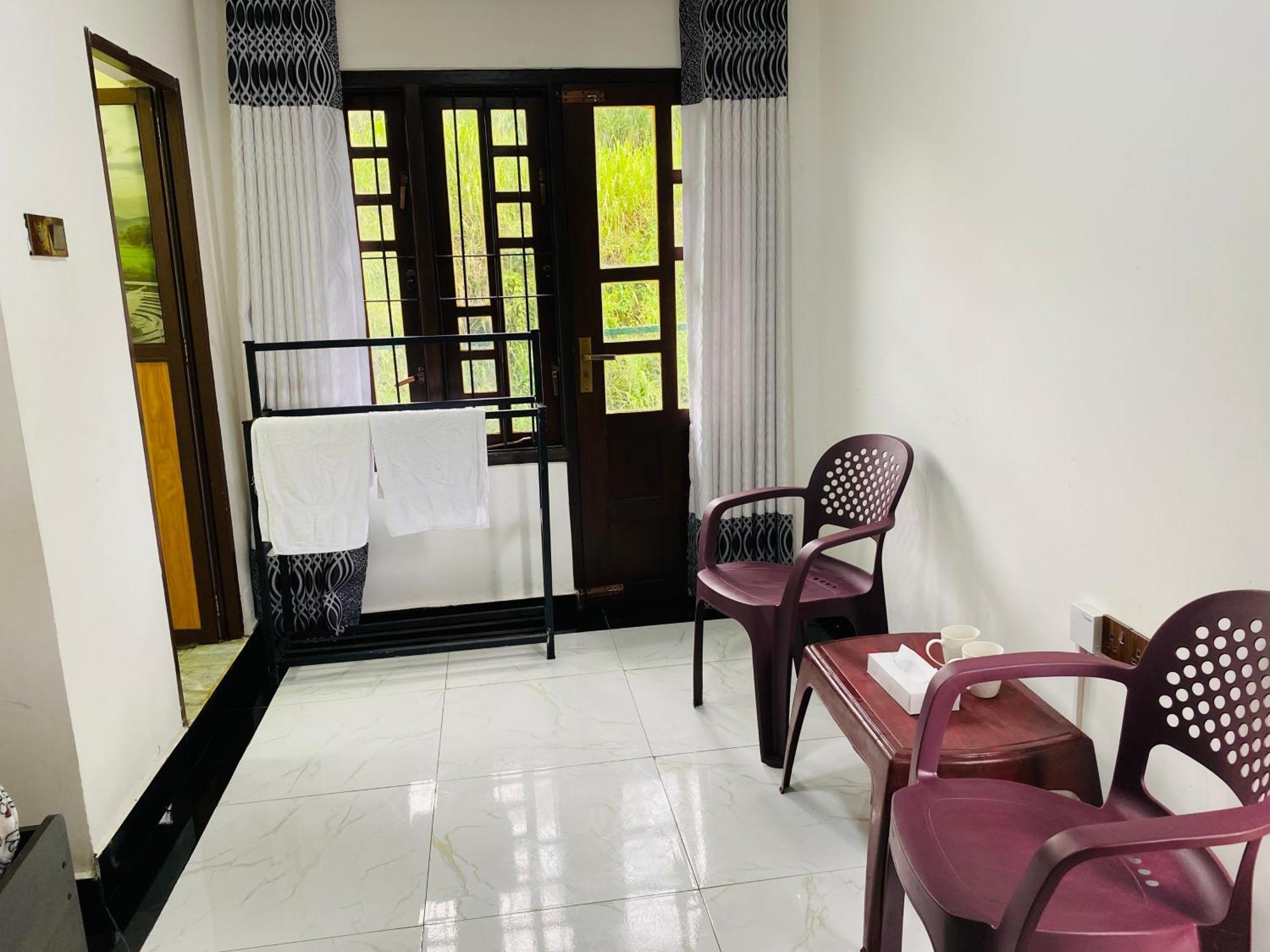 Hotel Hima @ Nine Arch