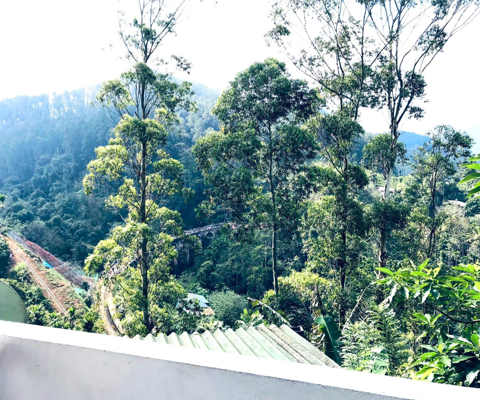 9 Arch View Rest