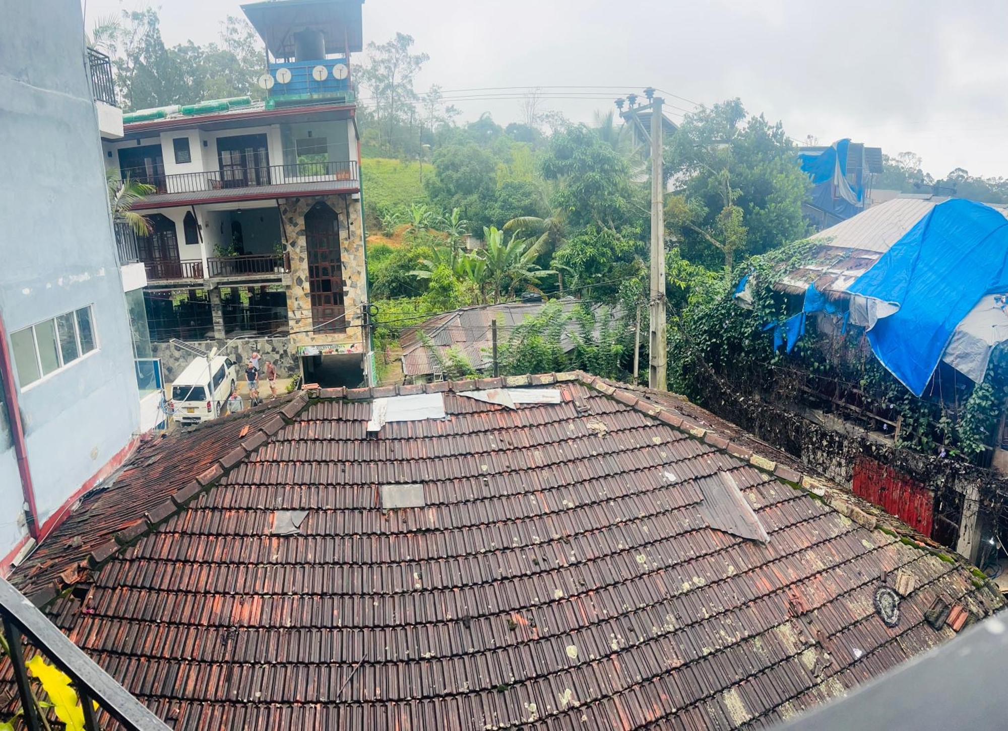 Night Manner Hostel