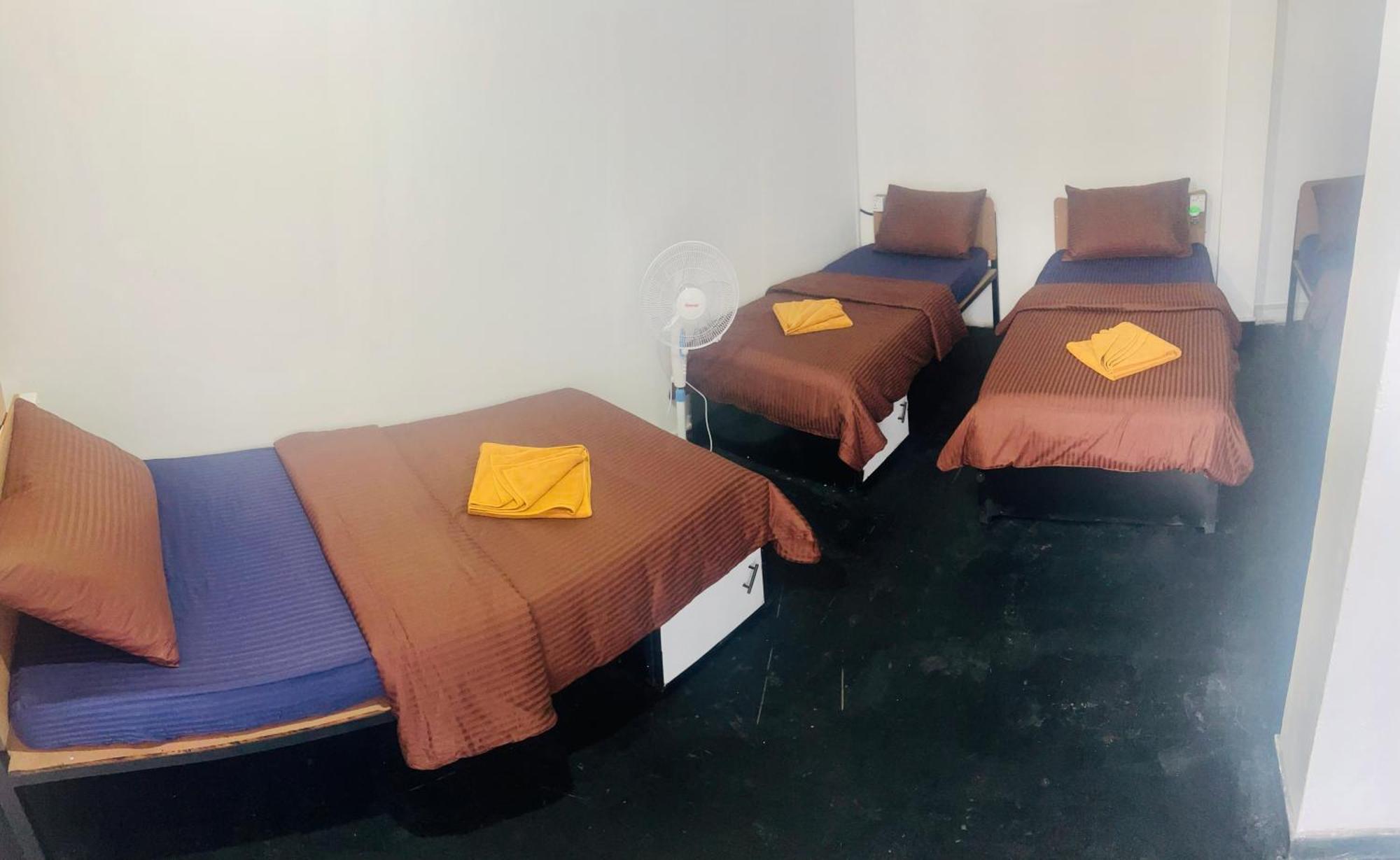 Night Manner Hostel