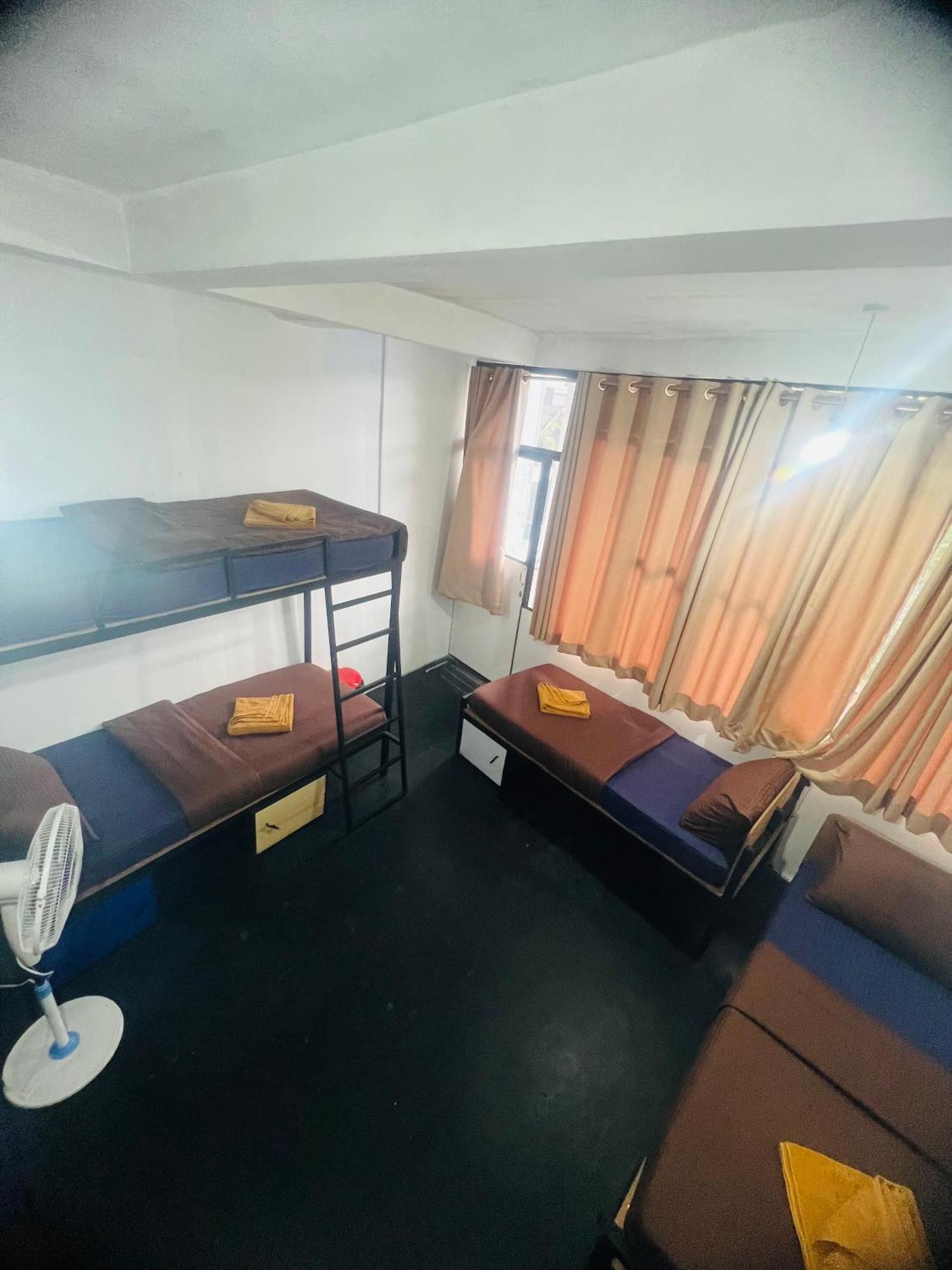 Night Manner Hostel *