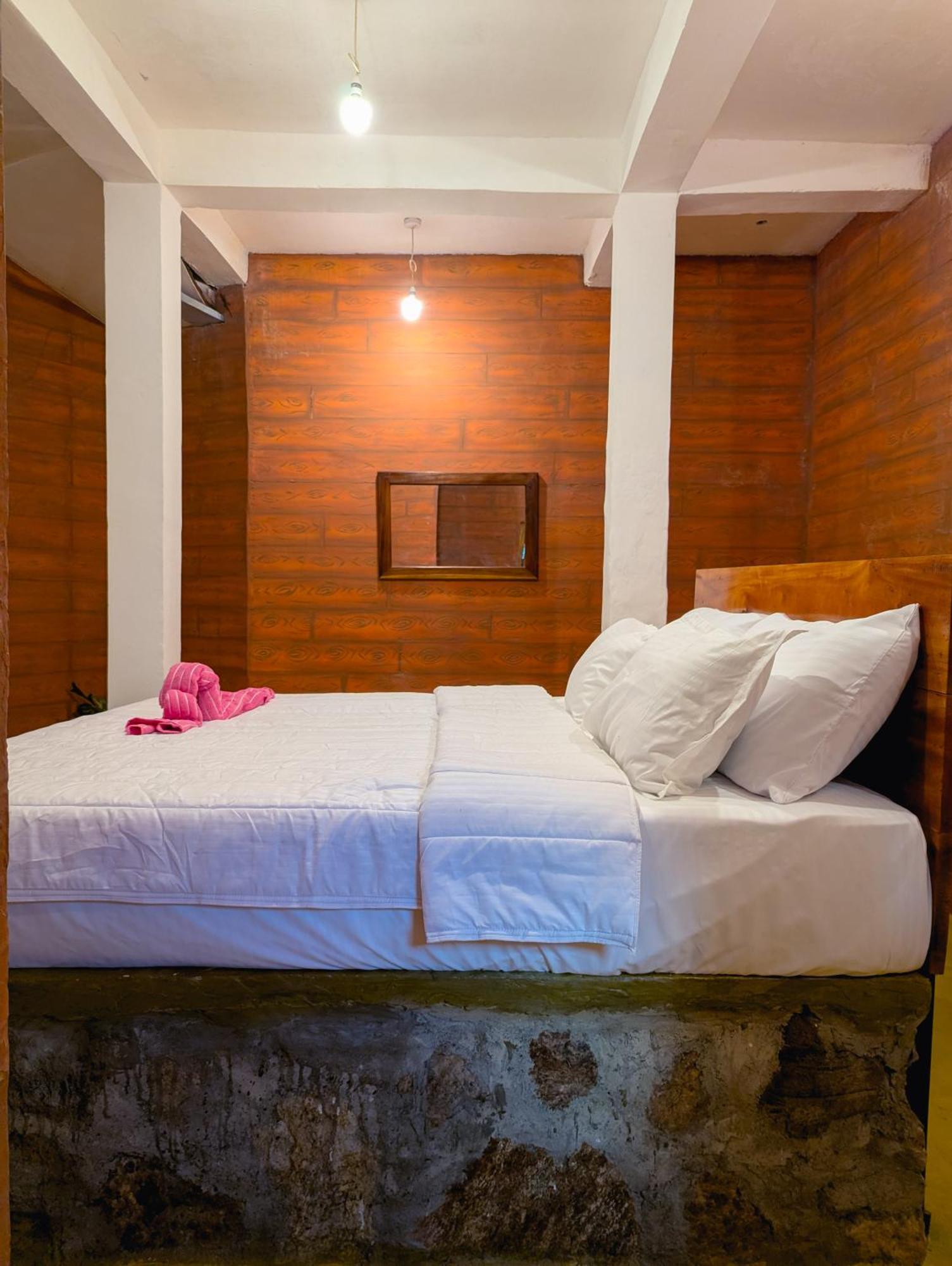 Lodge Ravan Ella