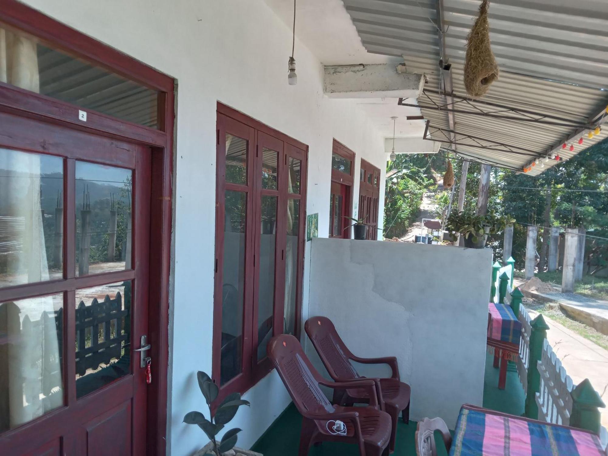 Elegant Hill Homestay *