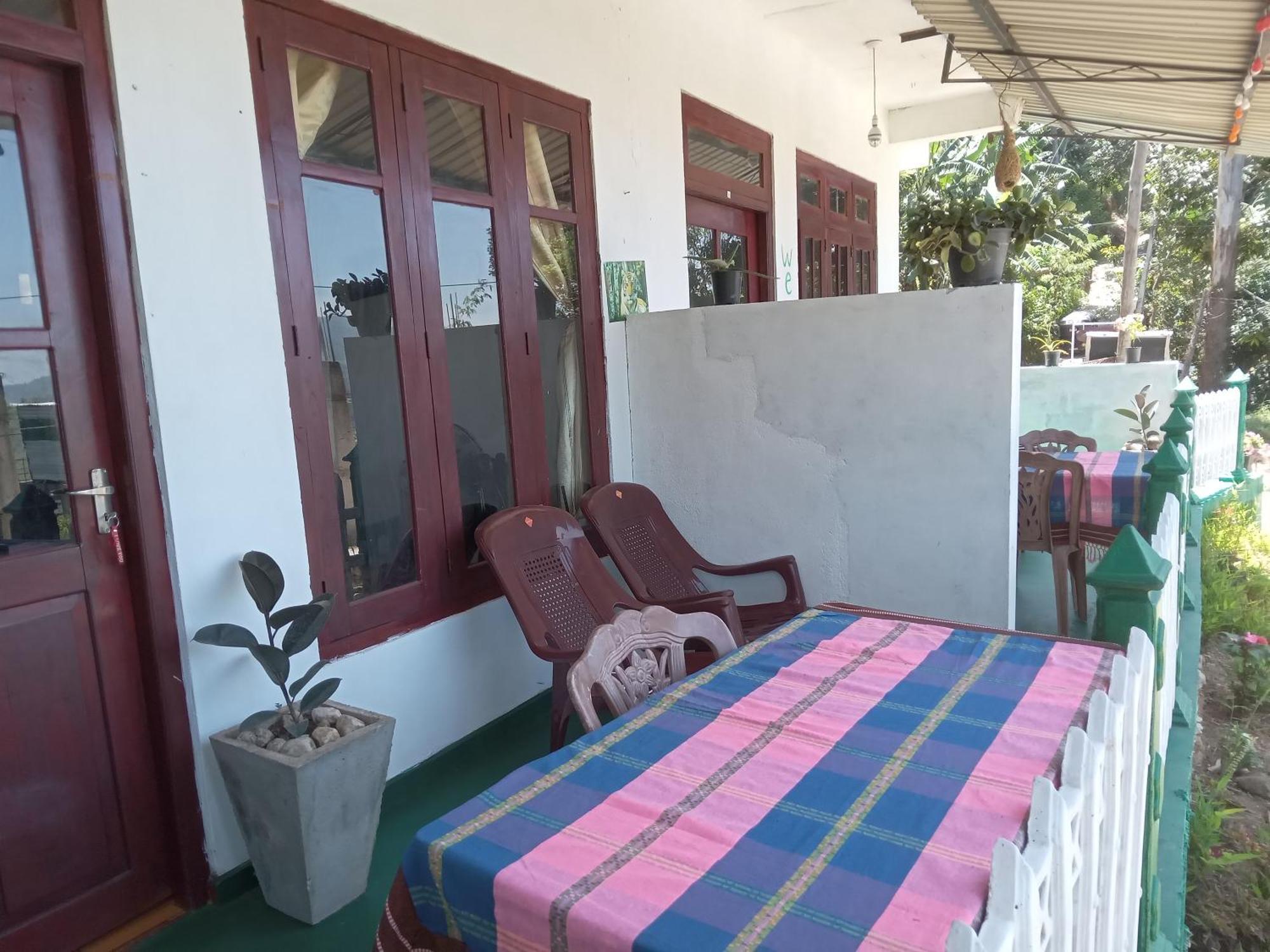 Homestay Elegant Hill *