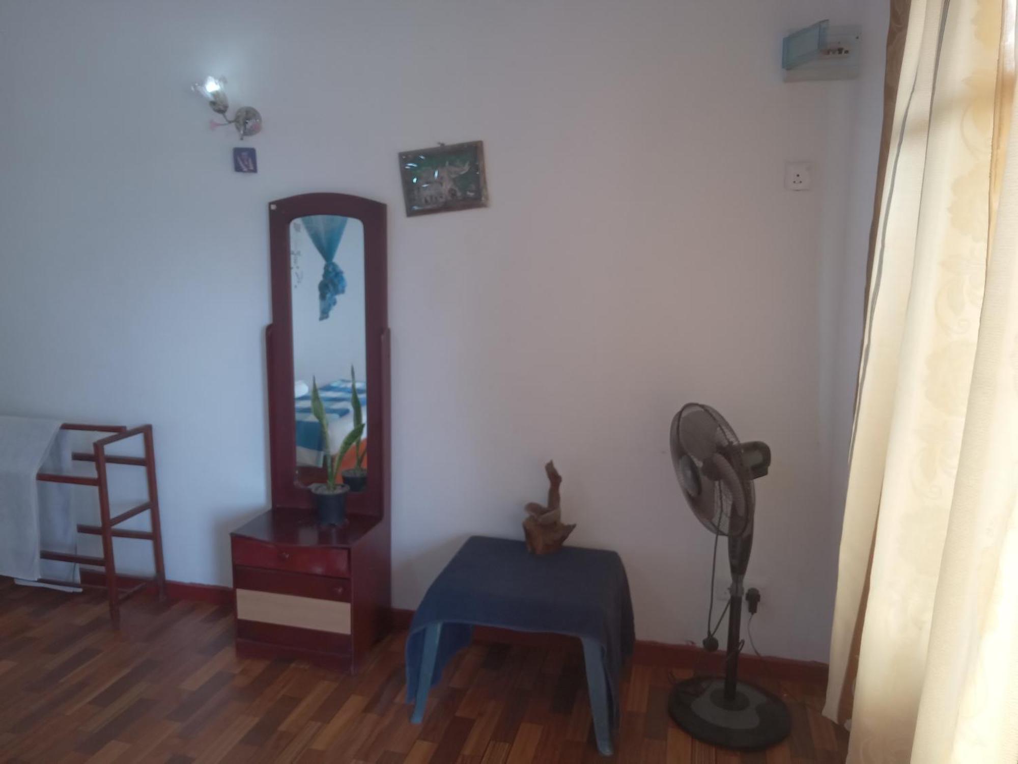 Homestay Elegant Hill *