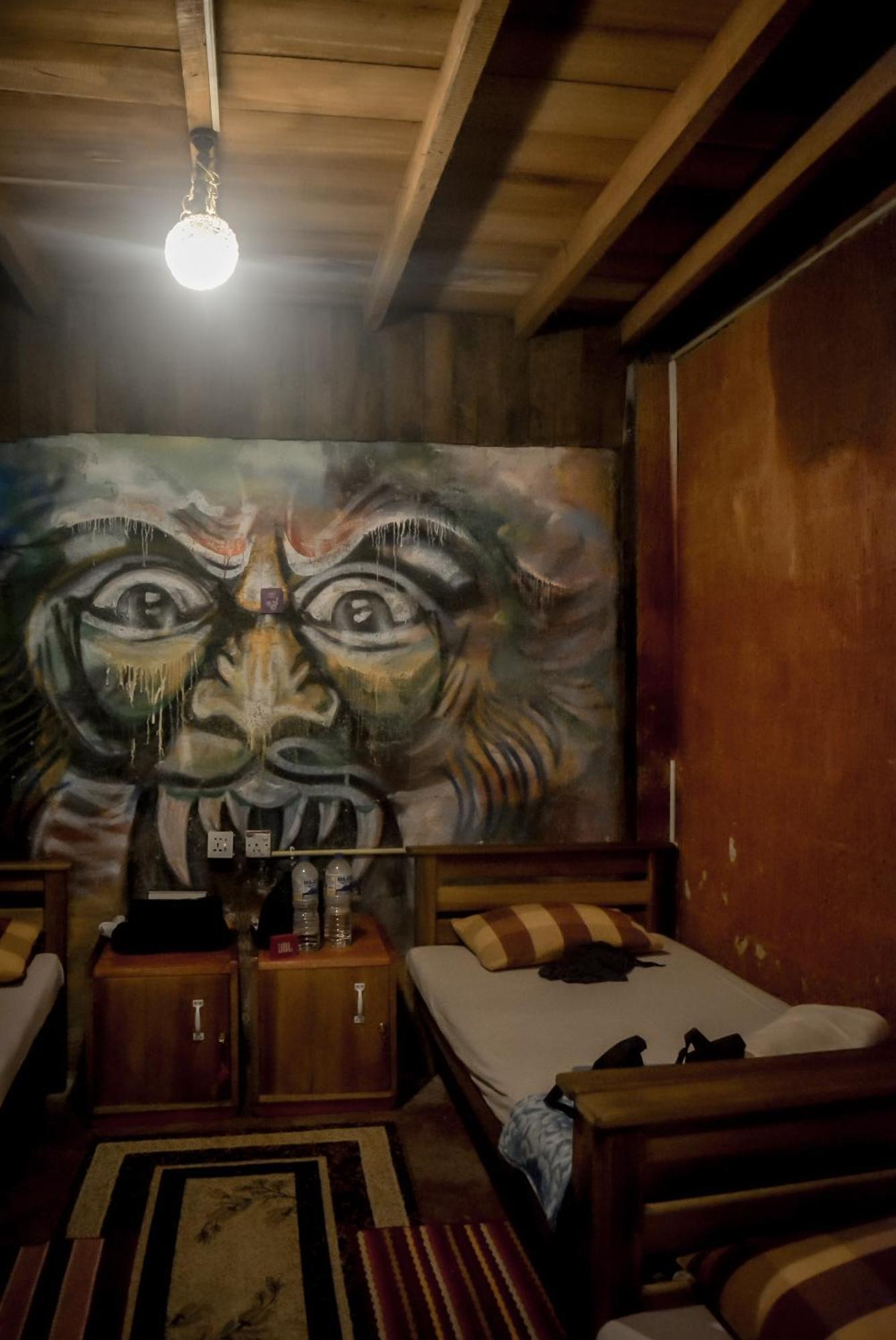 Hotel Tree House *