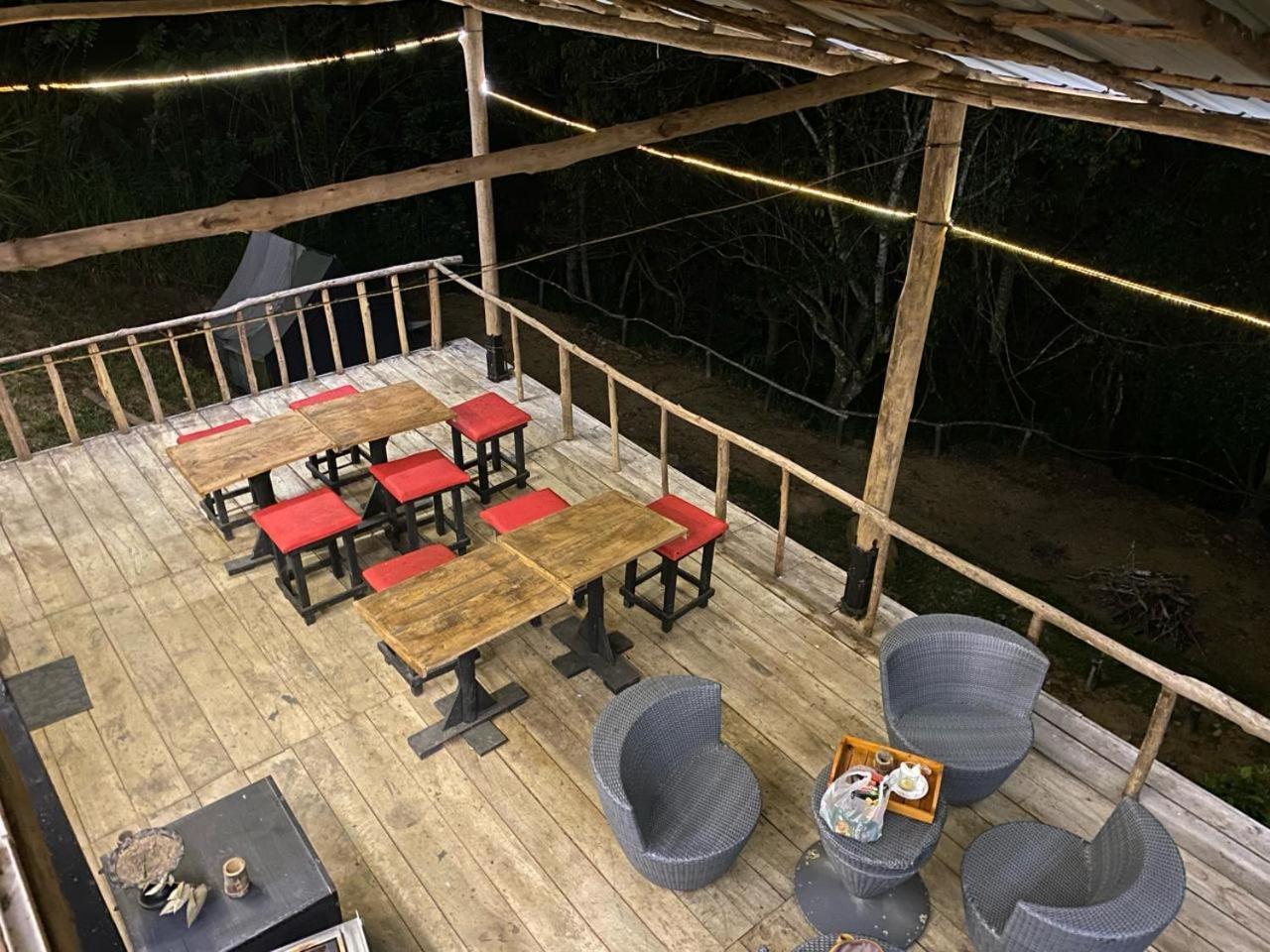 Hotel Grill Restaurant *