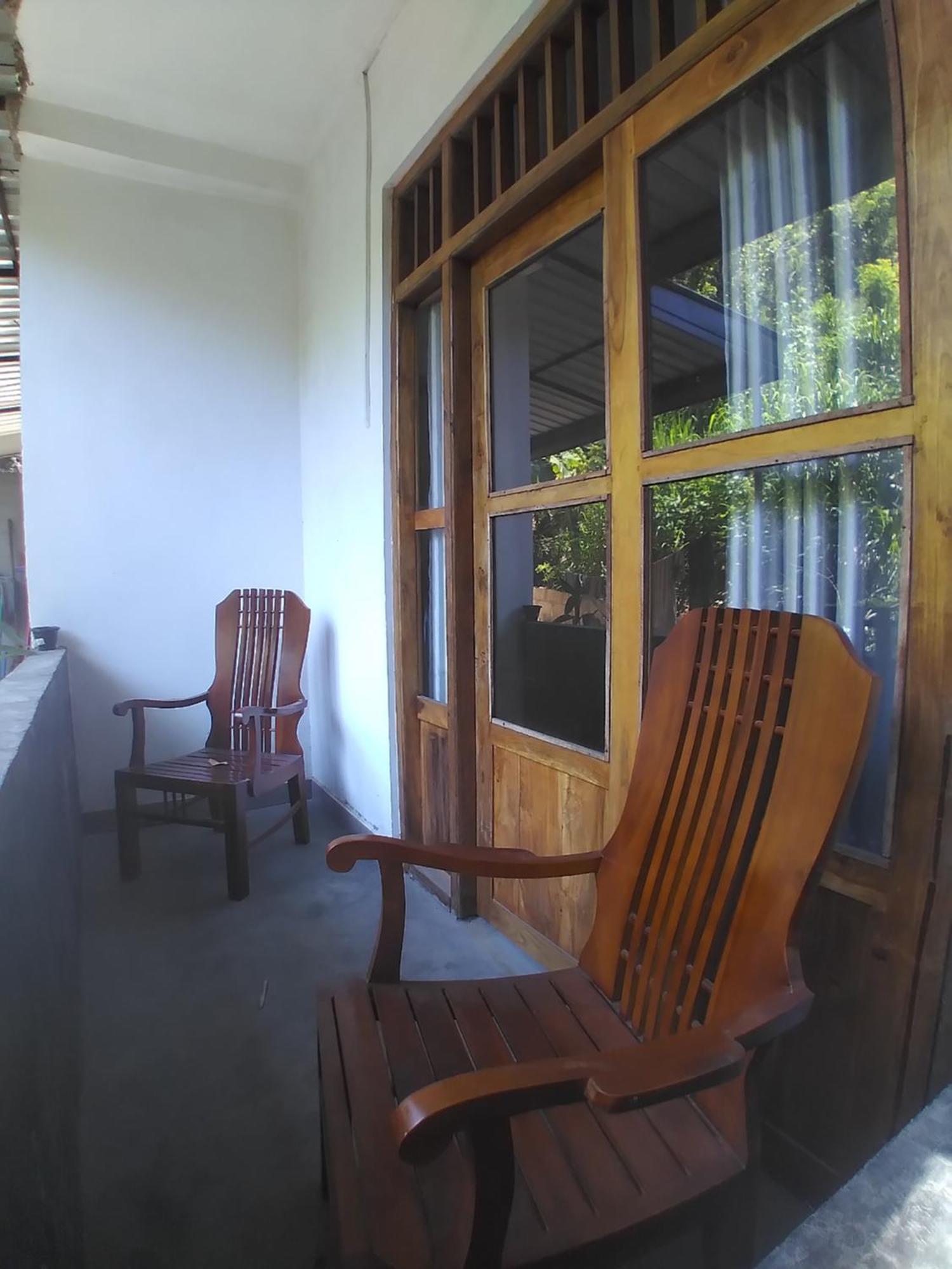 Kai Kazee Hotel Ella