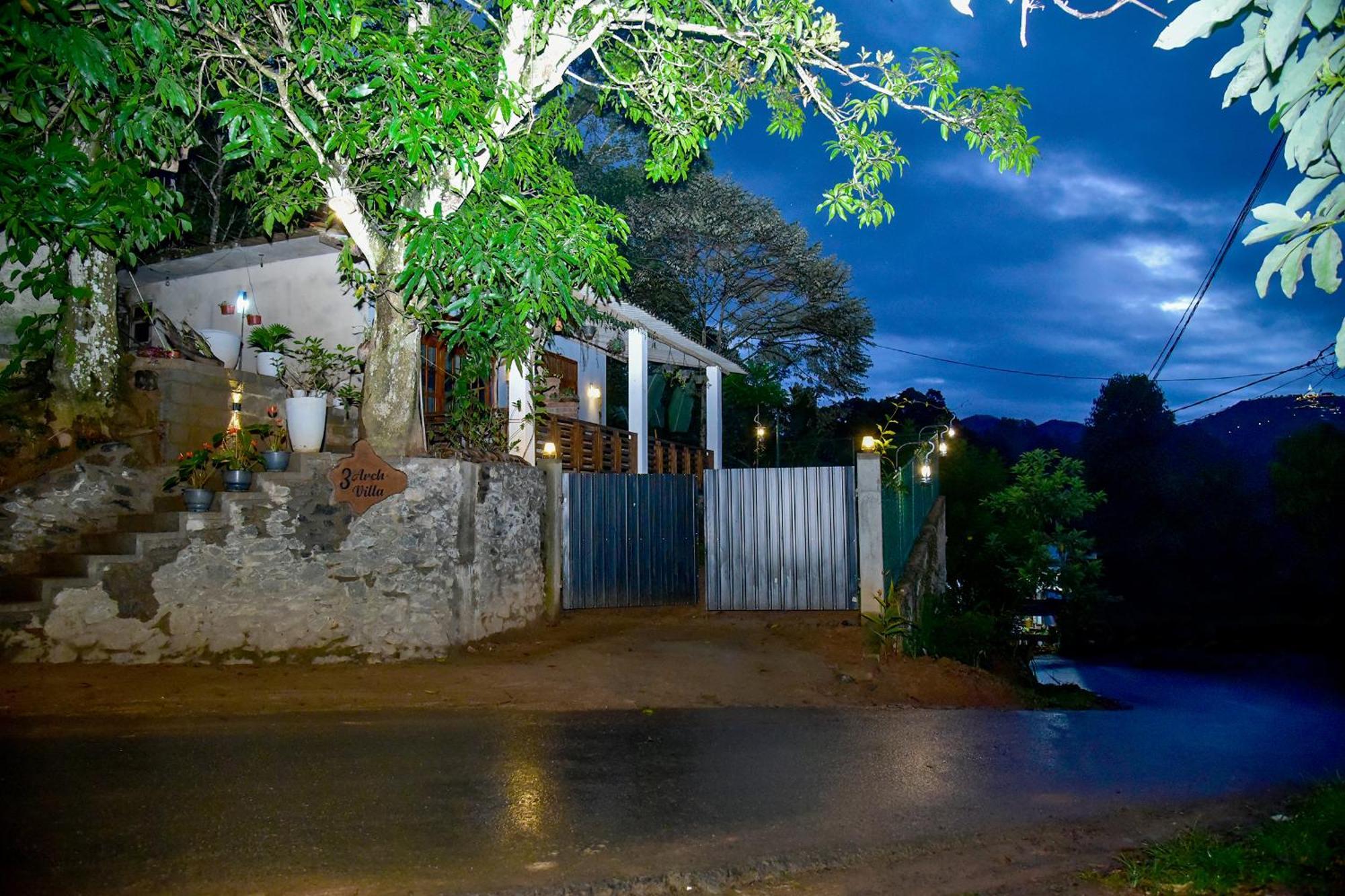 3arch Guest house *