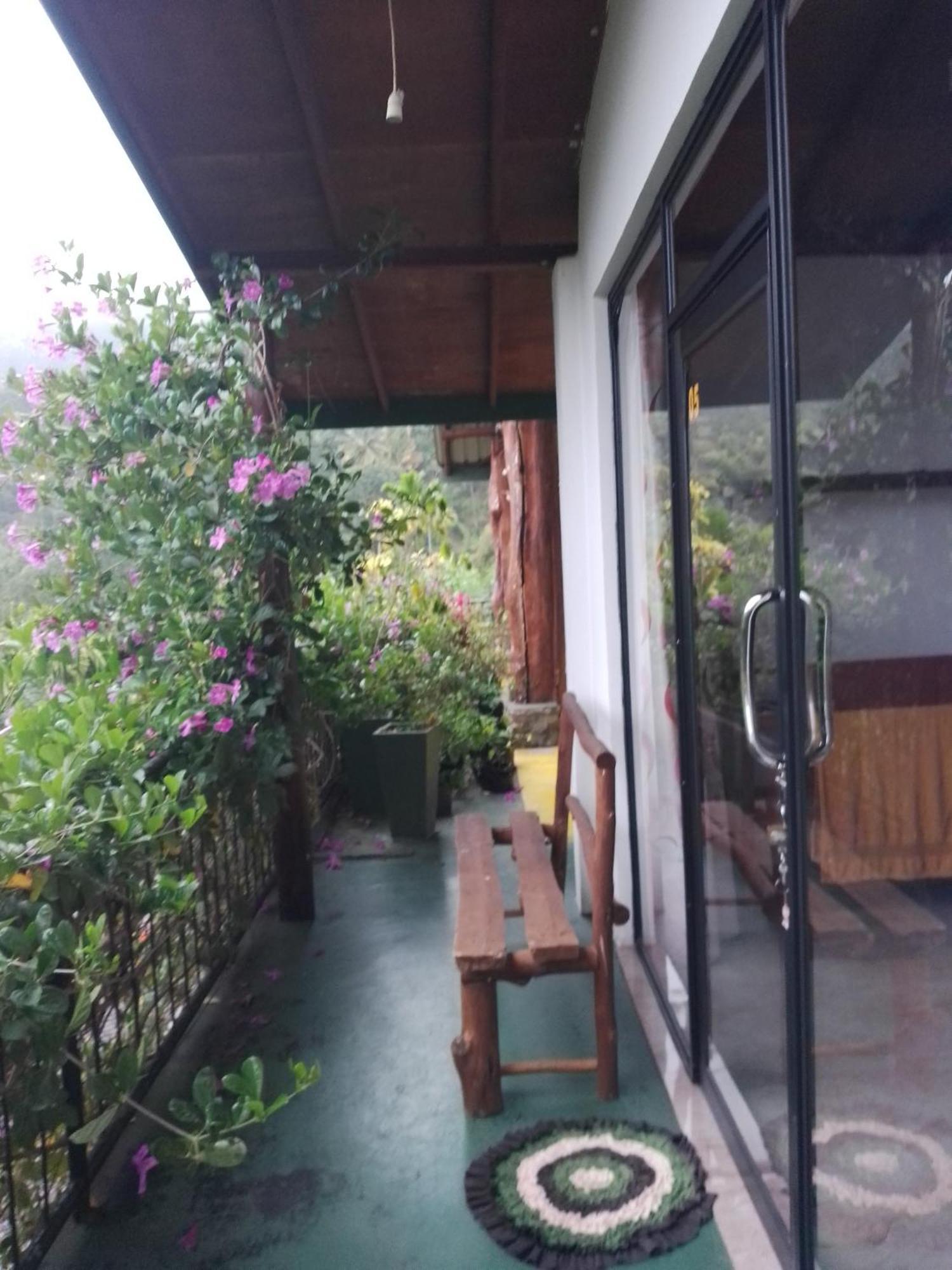 Cascade Vally Guest house *